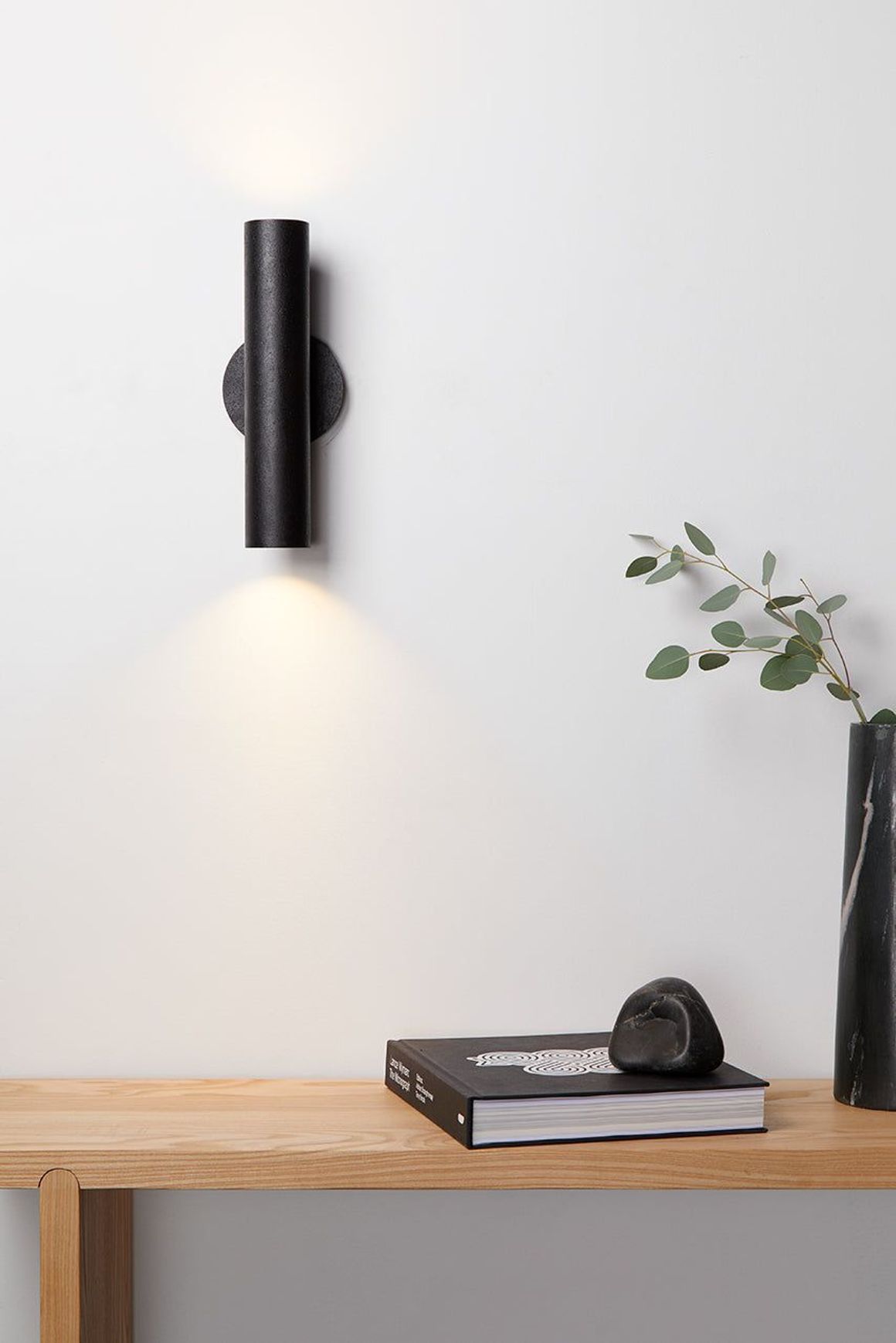 Roest sconce