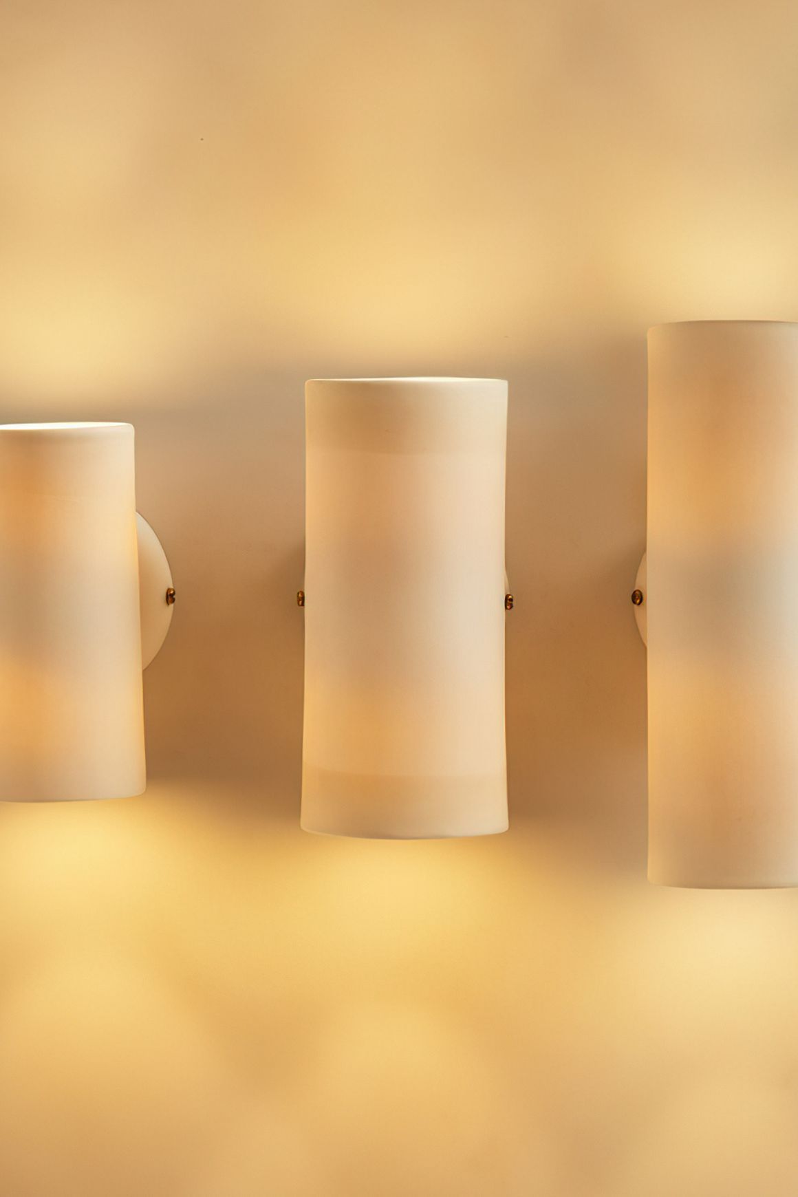 Dusked EOS Wall Light