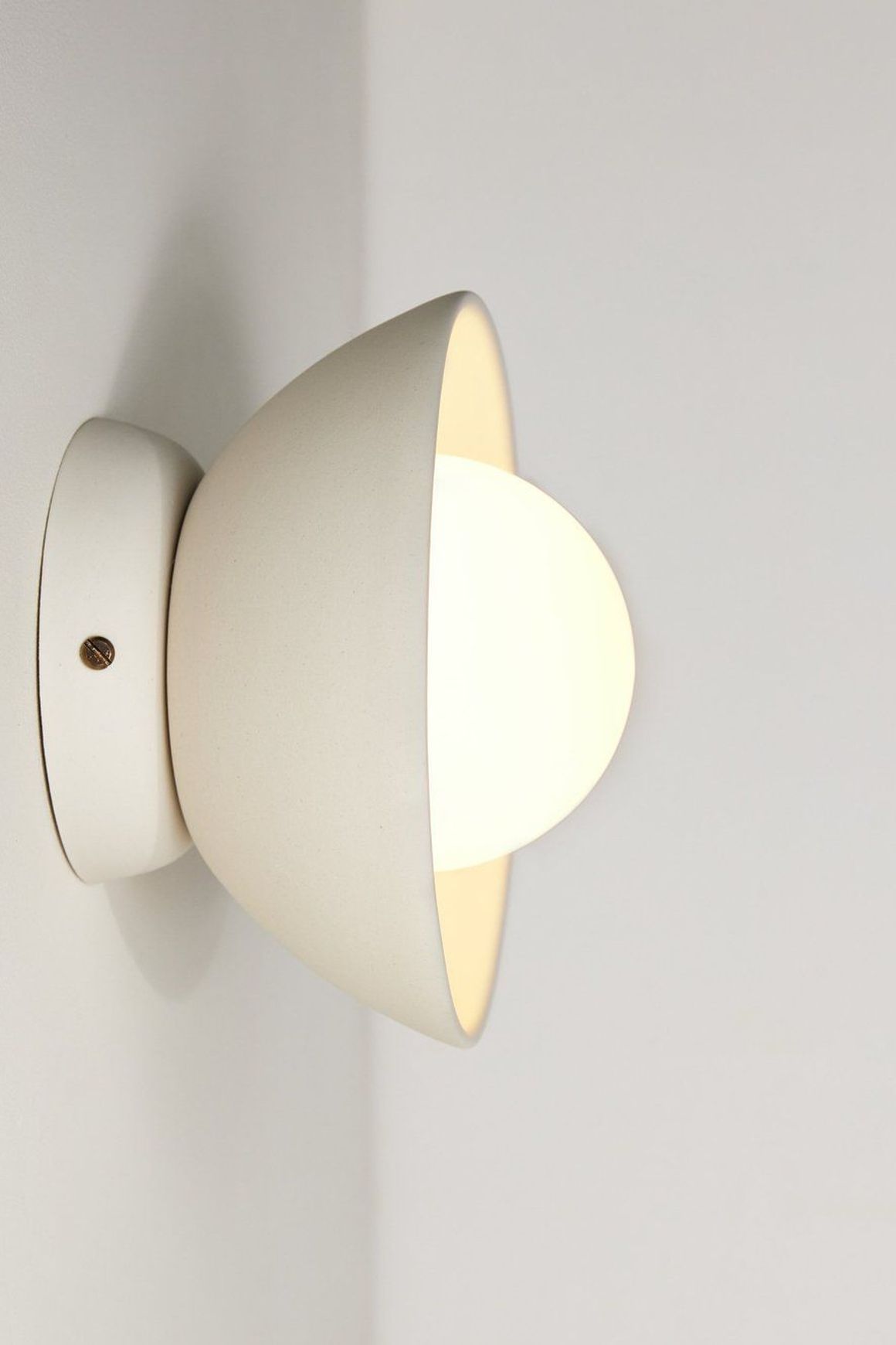 Mani Bell Sconce - Sculptural Porcelain Light