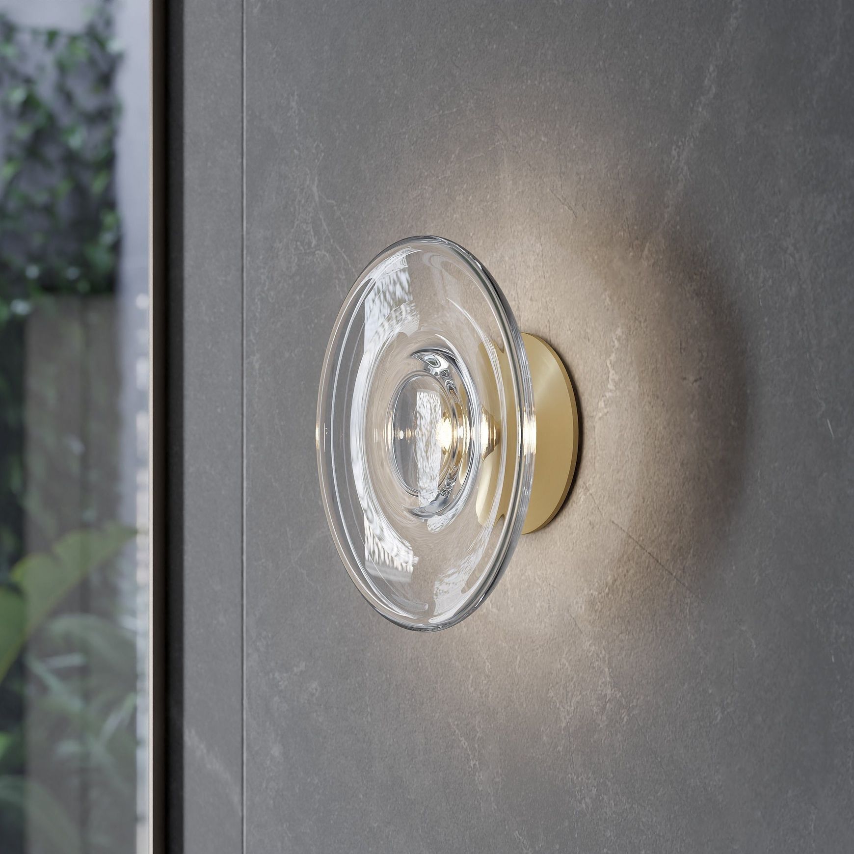 Sol Round Wall Light