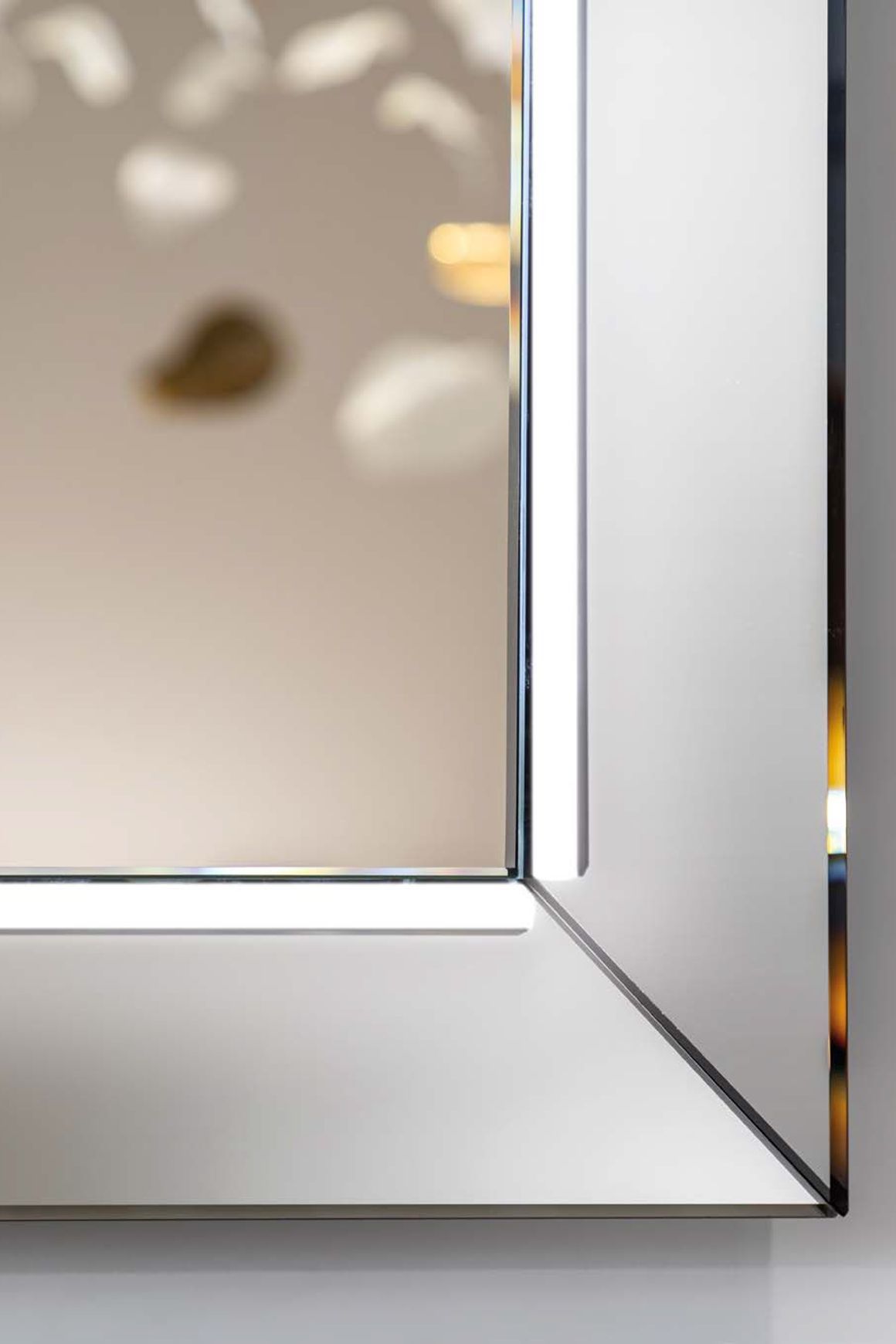 Prisma Mirror
