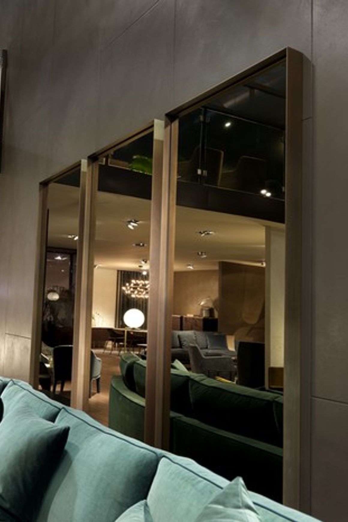 Reflex Mirror