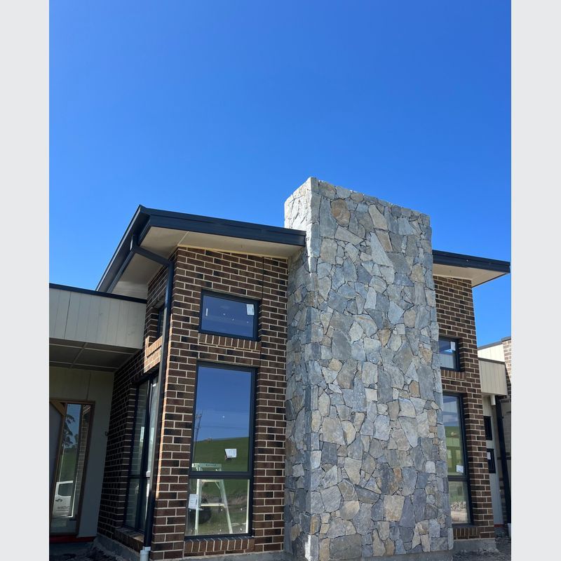 Loose Kingston Random Cladding