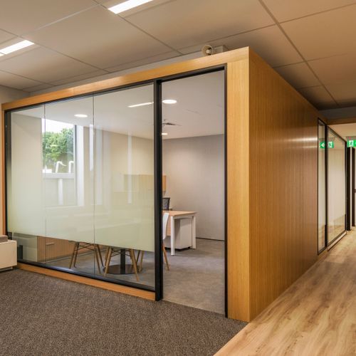 E Series 105 Aluminium Partition System