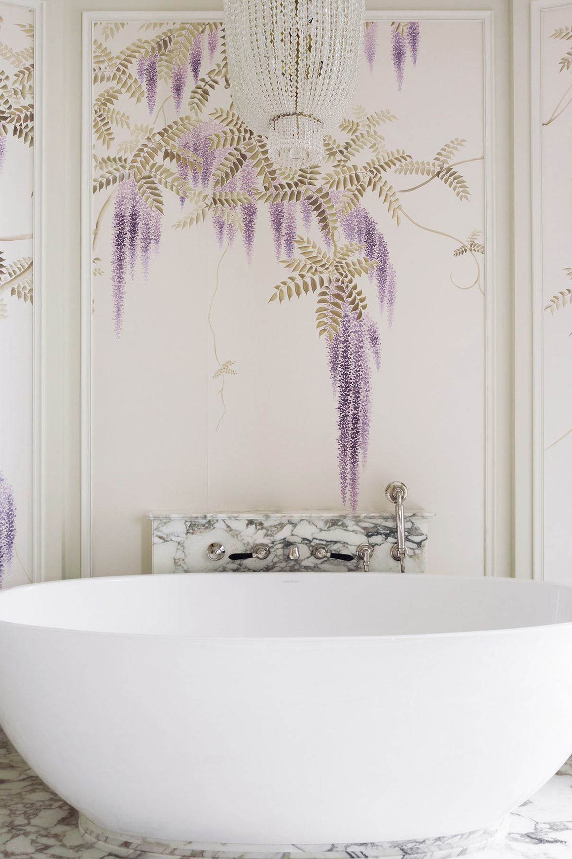 De Gournay Wisteria | Wallpaper