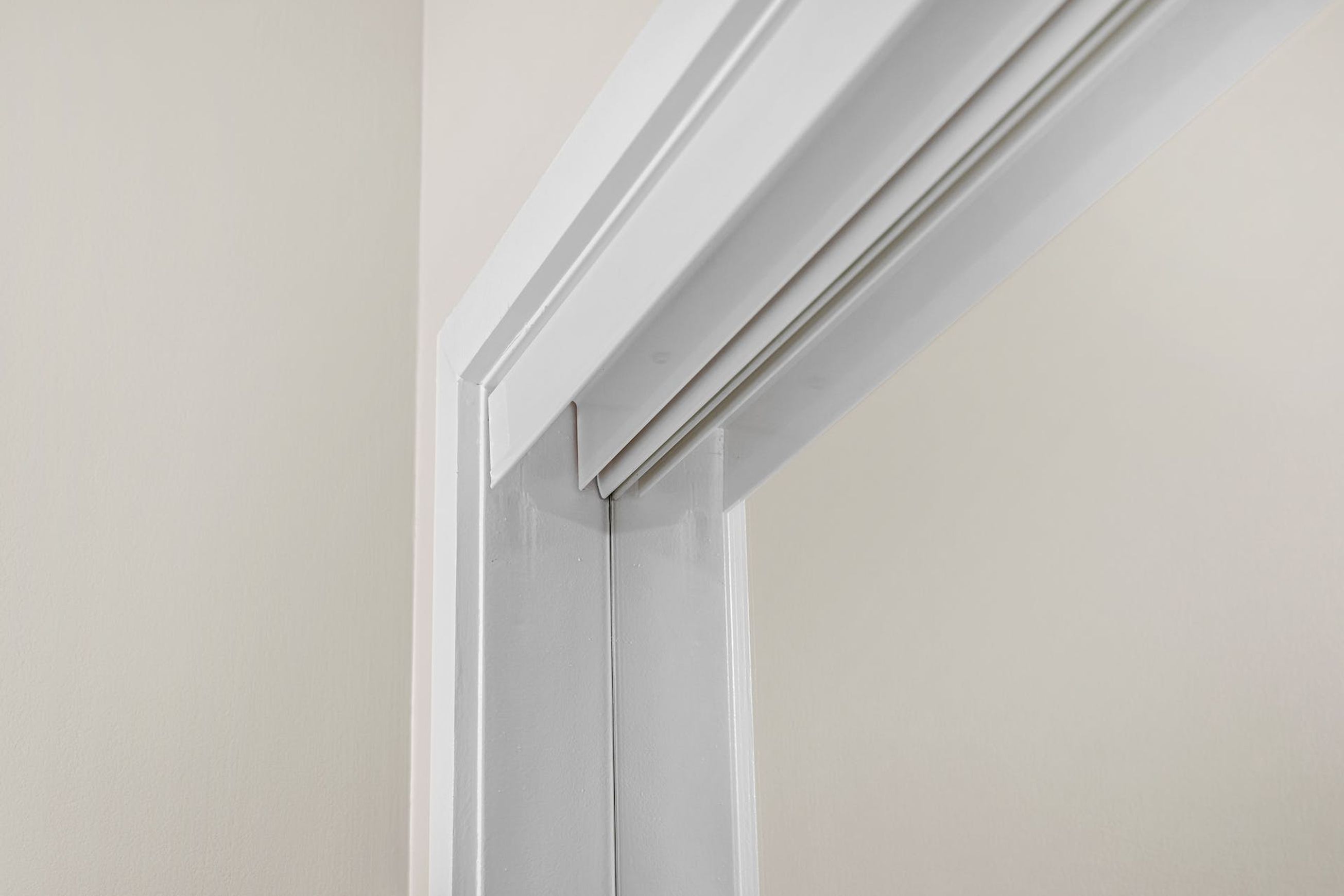 Frameless Mirror Doors