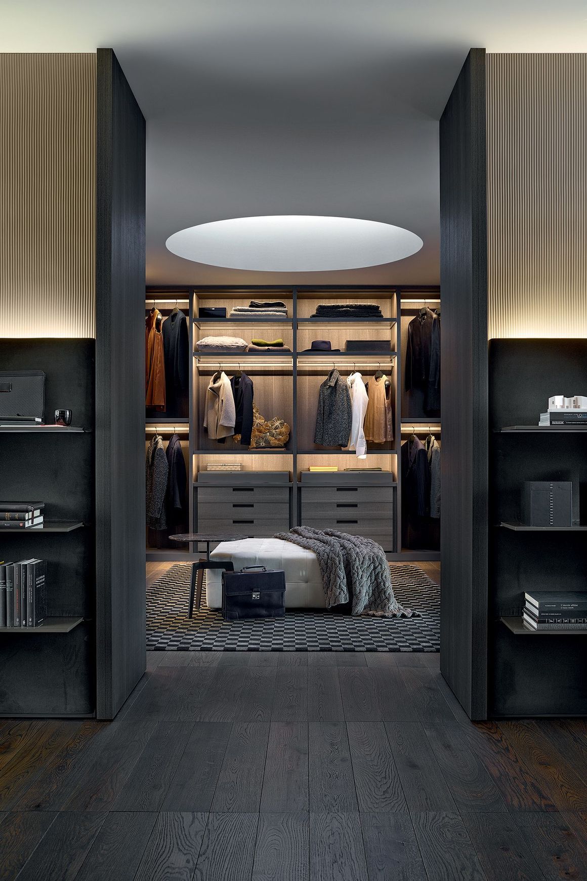 Senzafine Walk-In Closet