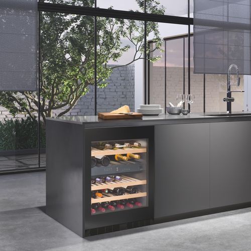 Liebherr Built Under Multi Temp Wine Cabinet