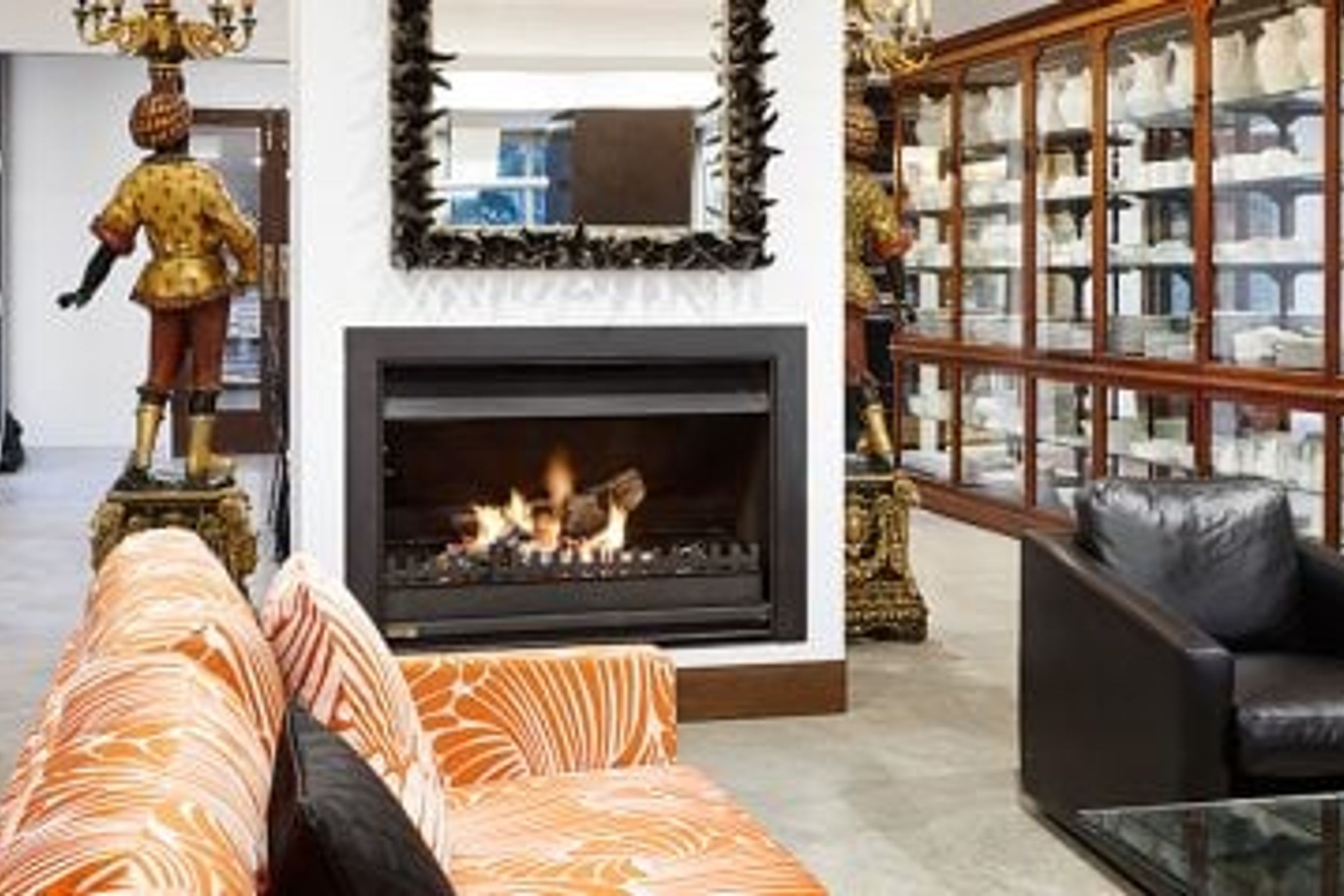Jetmaster Universal 850 Low Wood Fireplace