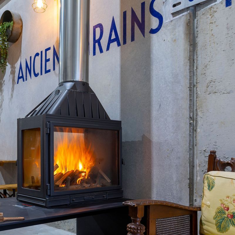 Seguin Multivision 8000 3S Cheminee Wood Fireplace