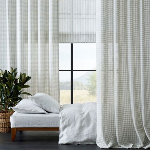Redgraves Roman Blinds