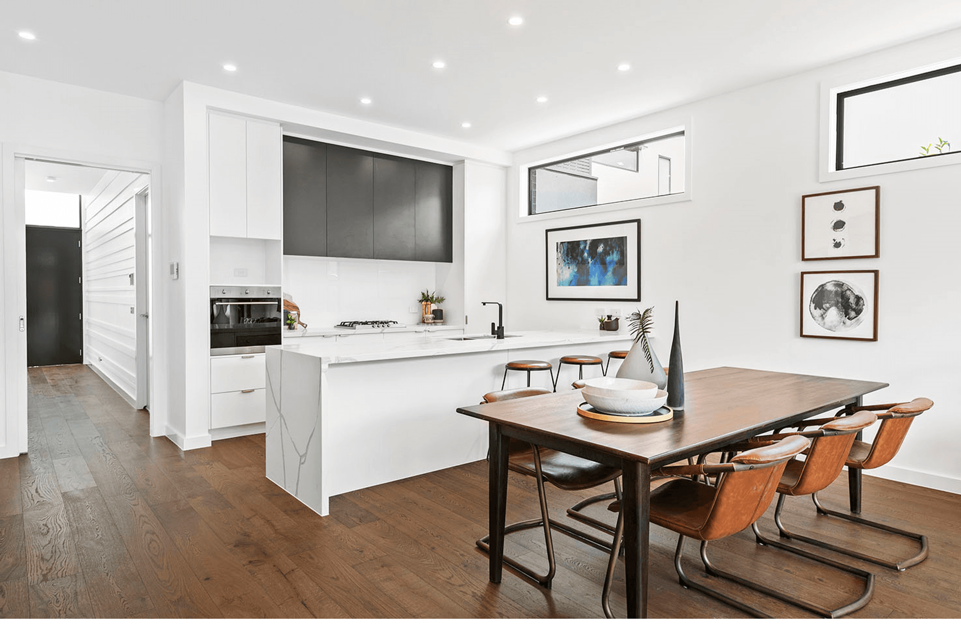 Hero Banner for E+Mc2