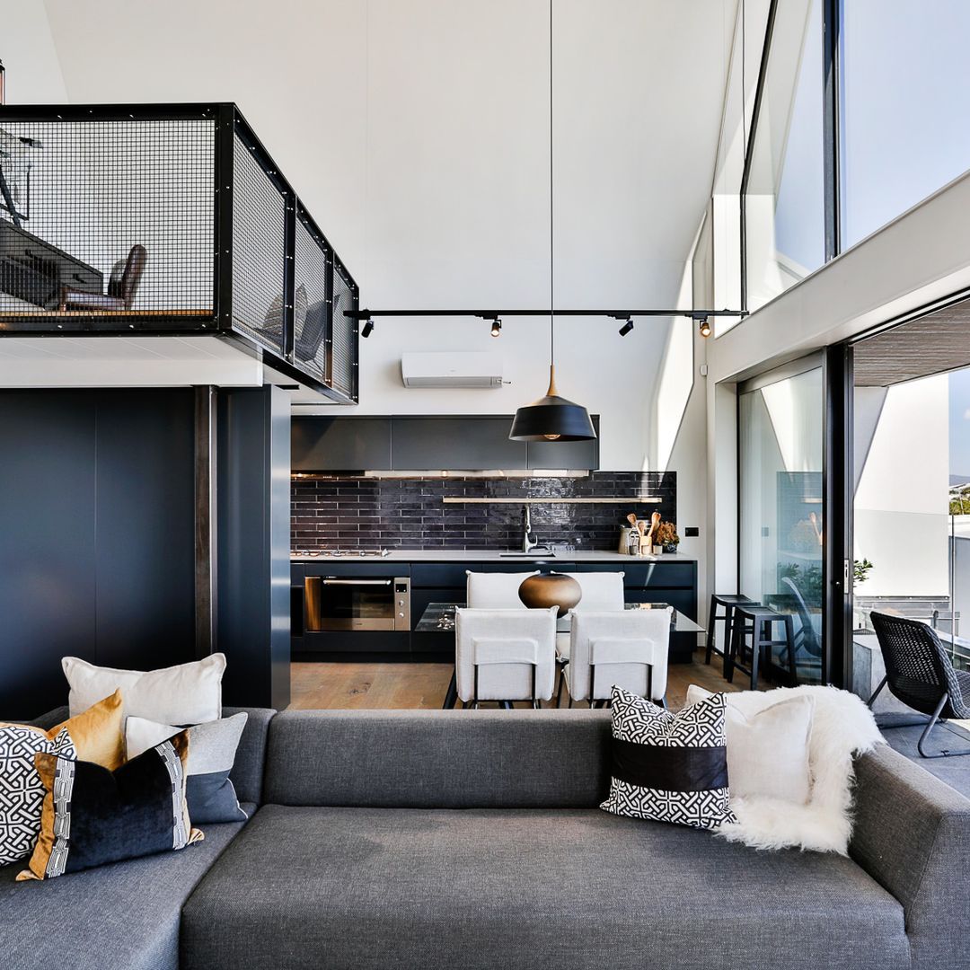 Leuschke Kahn Architects
