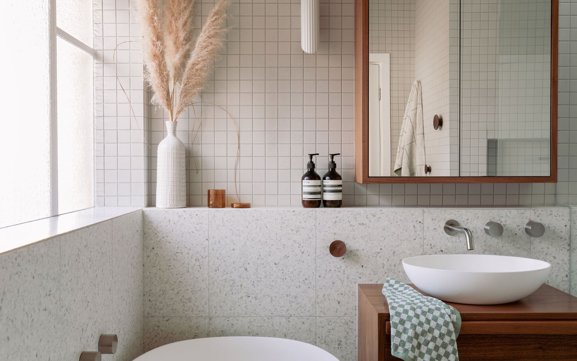 Hero Banner for Bonnie Mills Architecture + Interiors