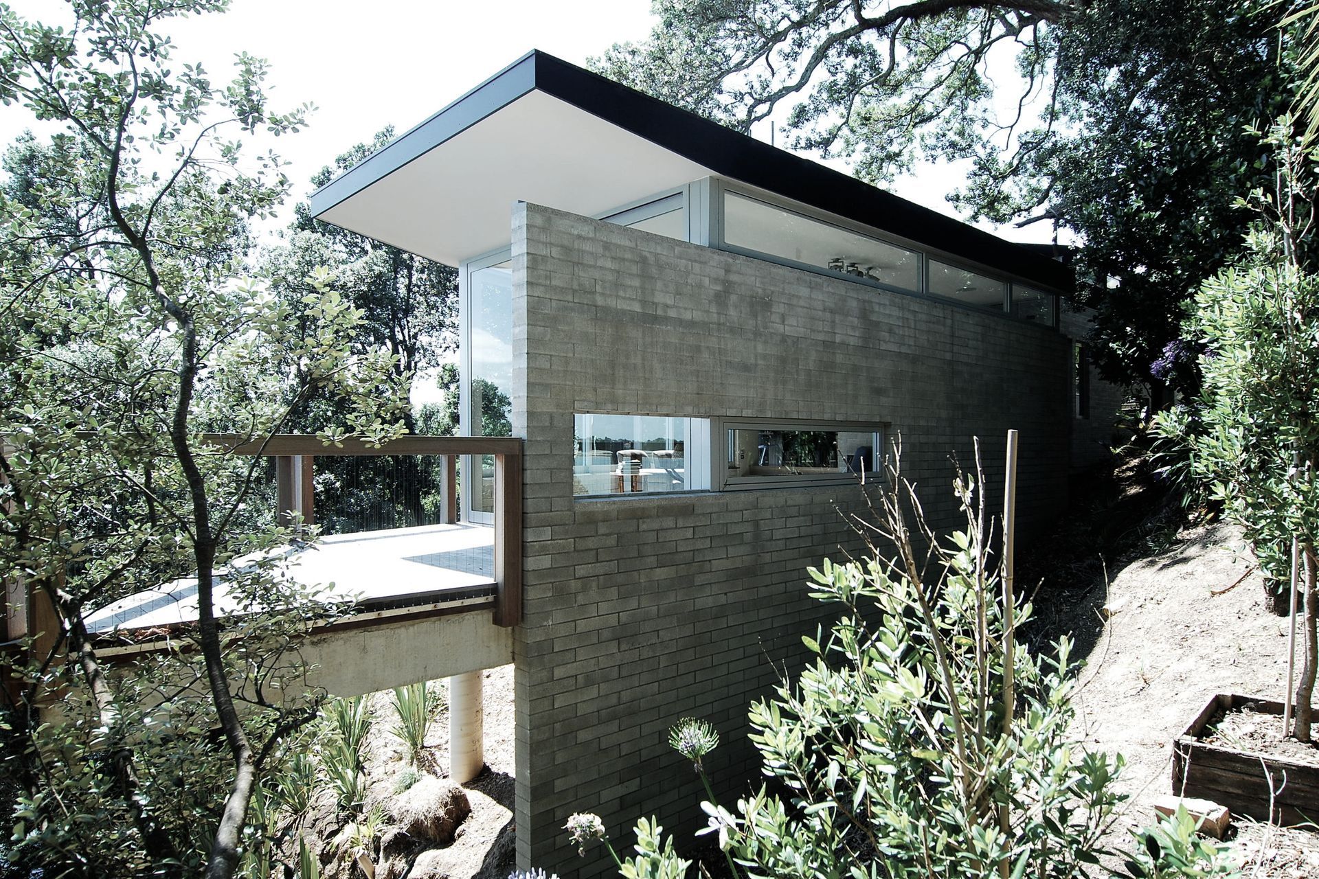 gra - geoff richards architects banner