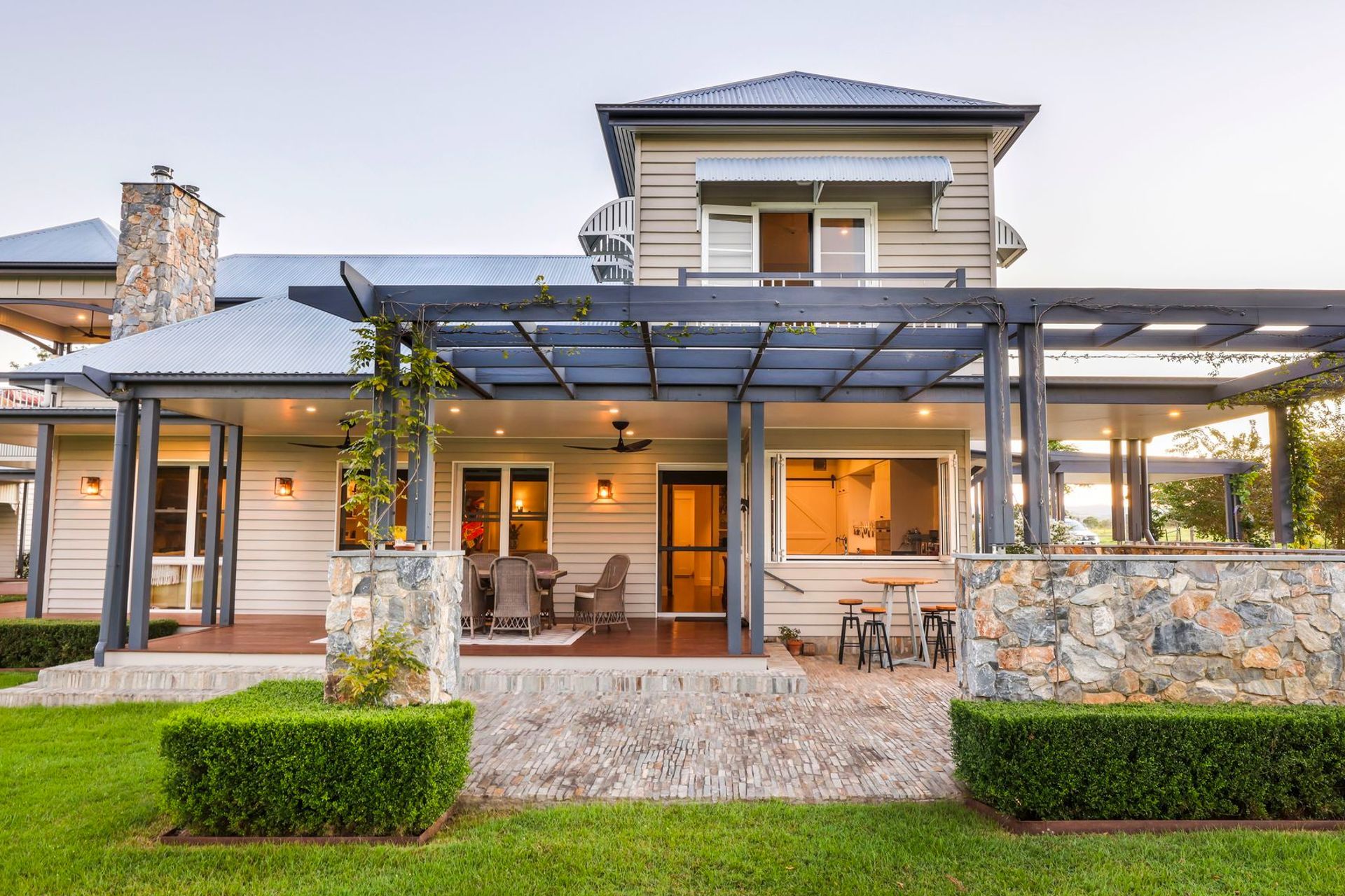 Dion Seminara Architecture banner