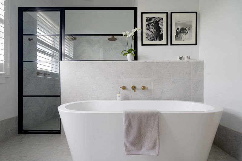 Luxurious Hamptons Master Ensuite - Designed and Built by MILEHAM