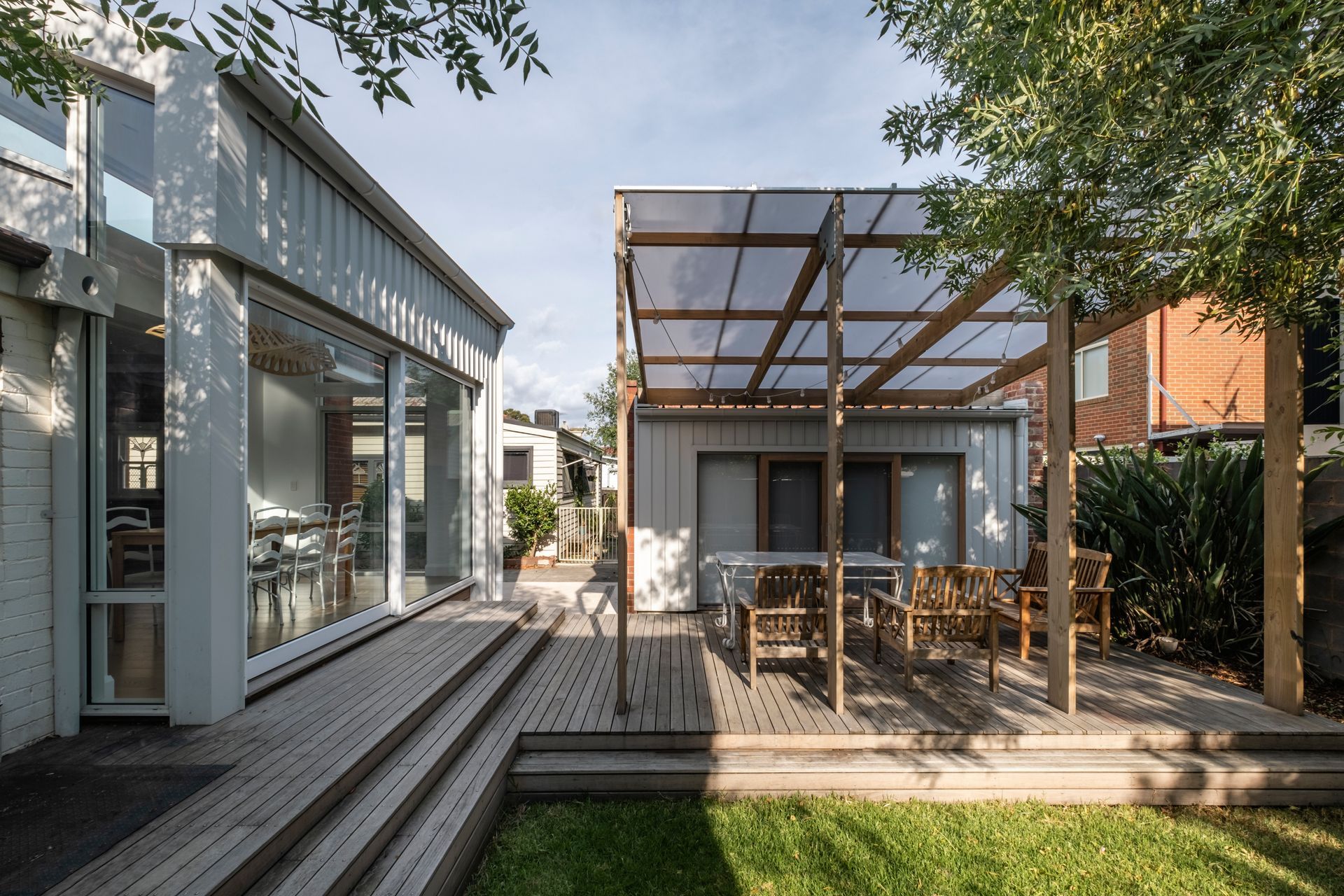 Supporting Image 3 for PEPPER & WELL