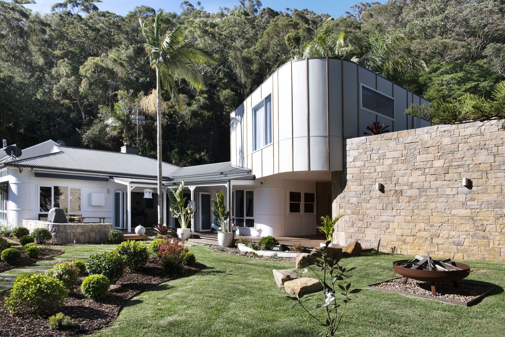 Supporting Image 3 for Fabric Architecture