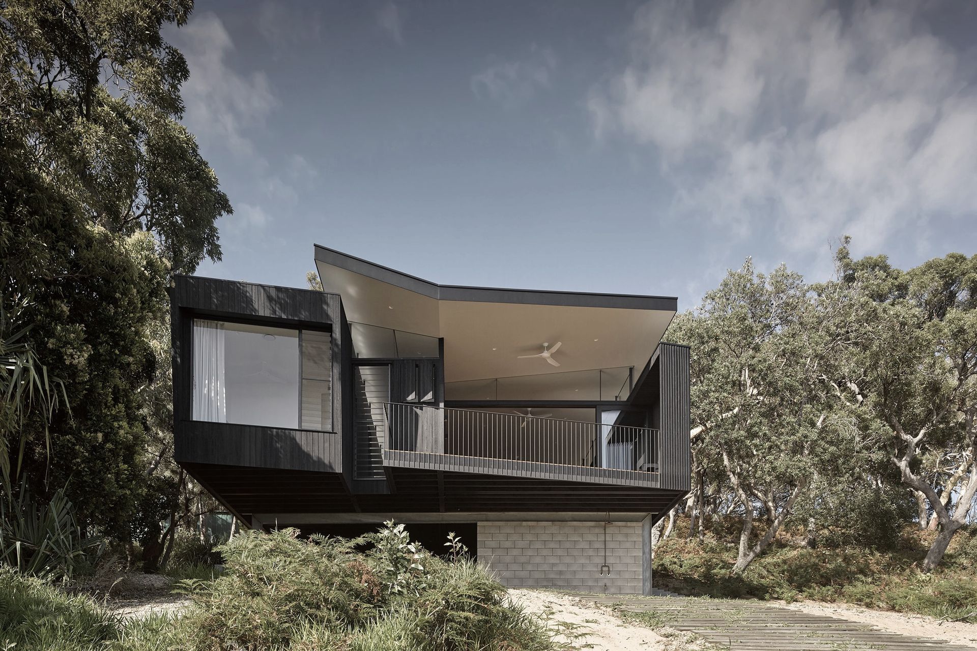 Supporting Image 1 for REFRESH*