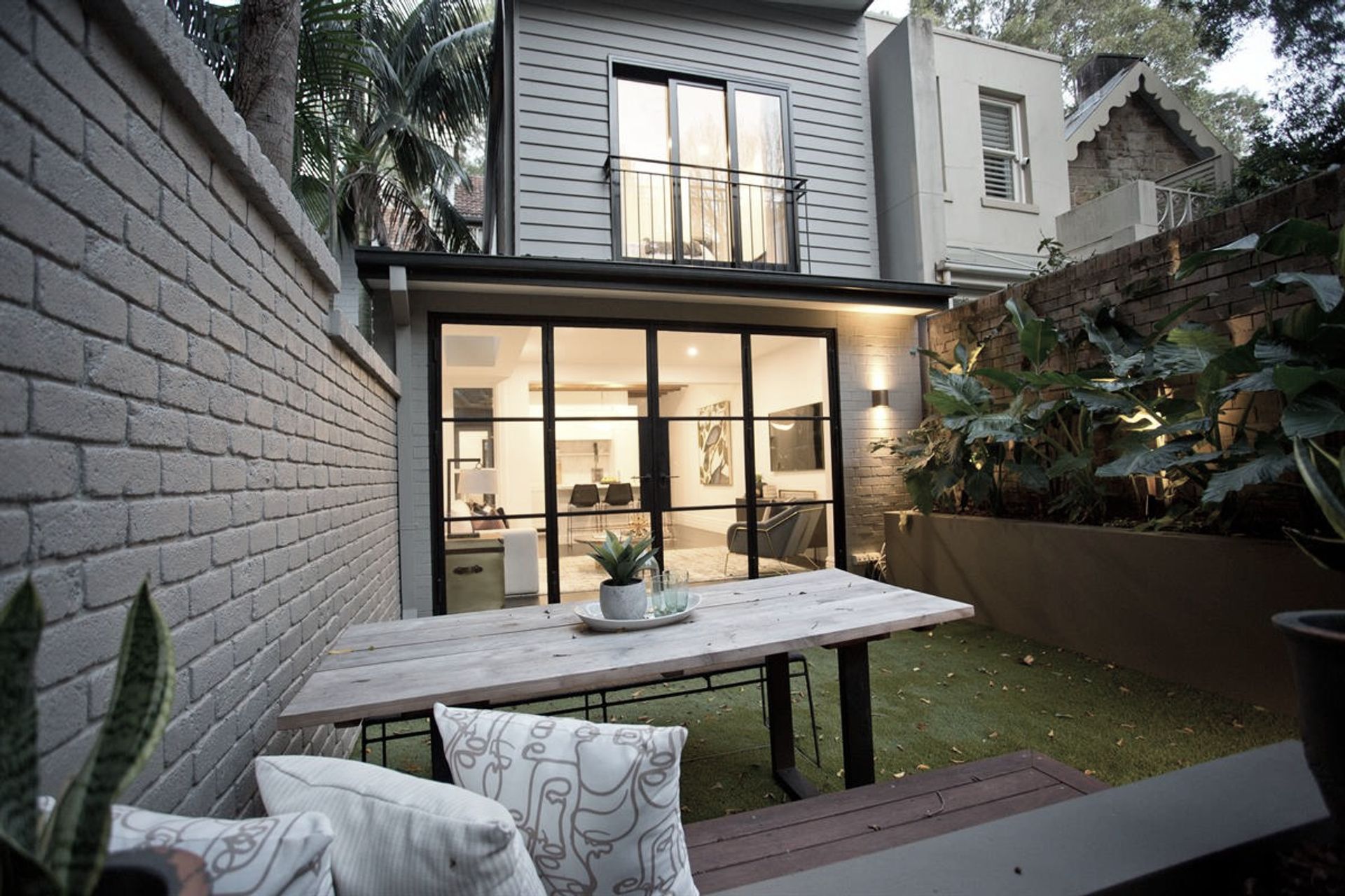 Hero Banner for Beecraft