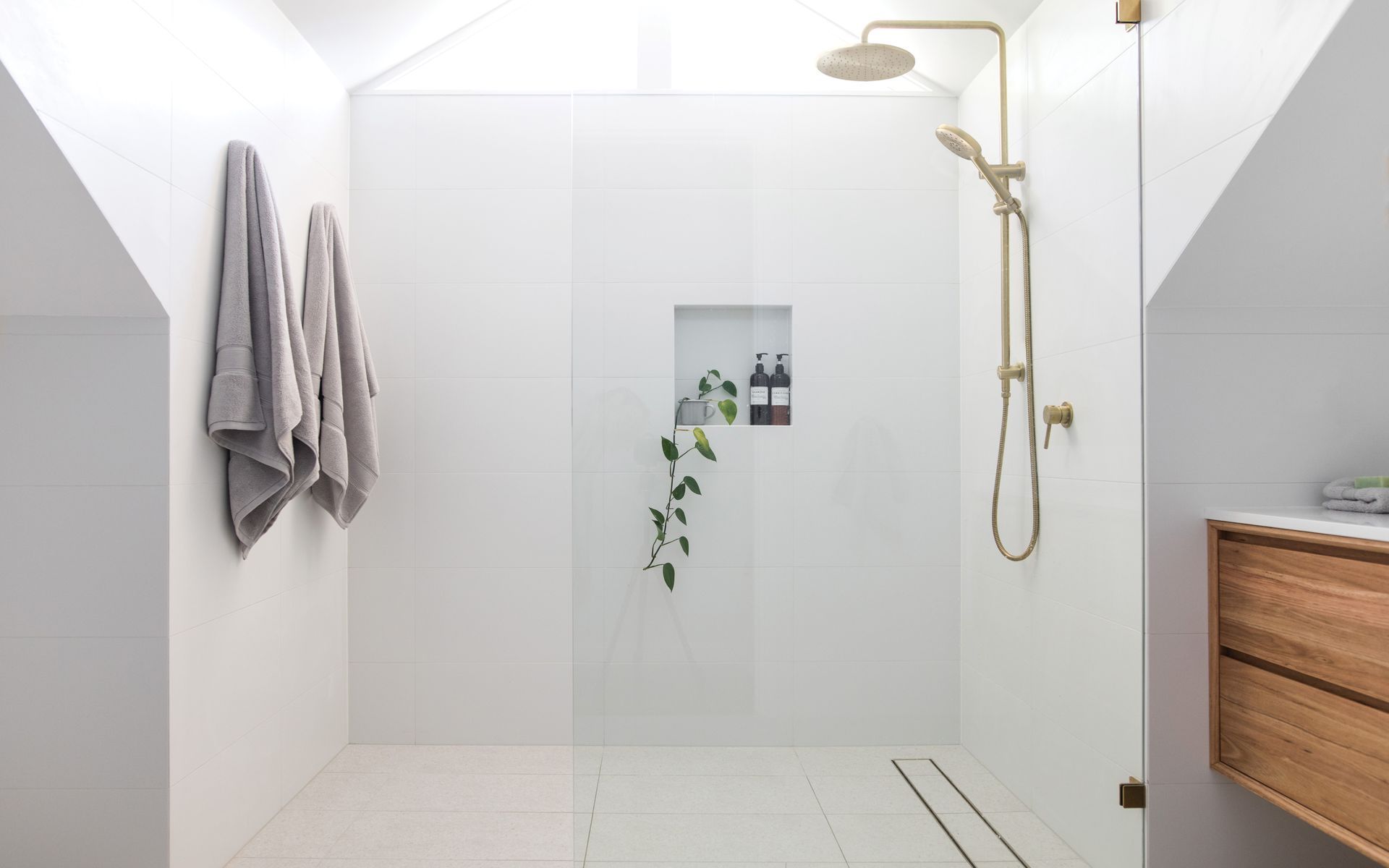 Supporting Image 5 for Voda Plumbingware
