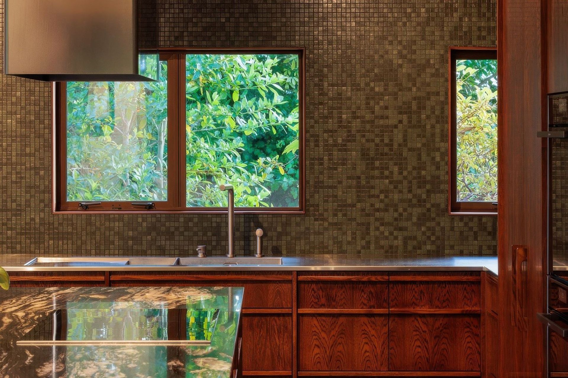 Supporting Image 7 for ALLISTARCOX