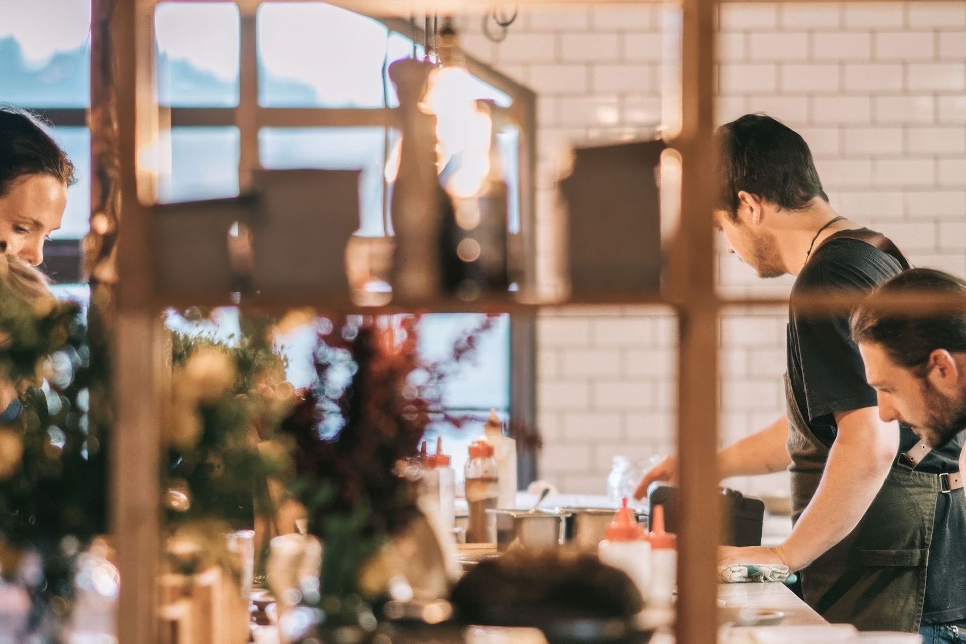 Supporting Image 3 for ALLISTARCOX