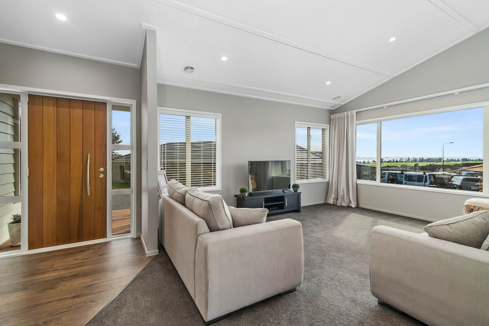 Supporting Image 1 for Parallel Build