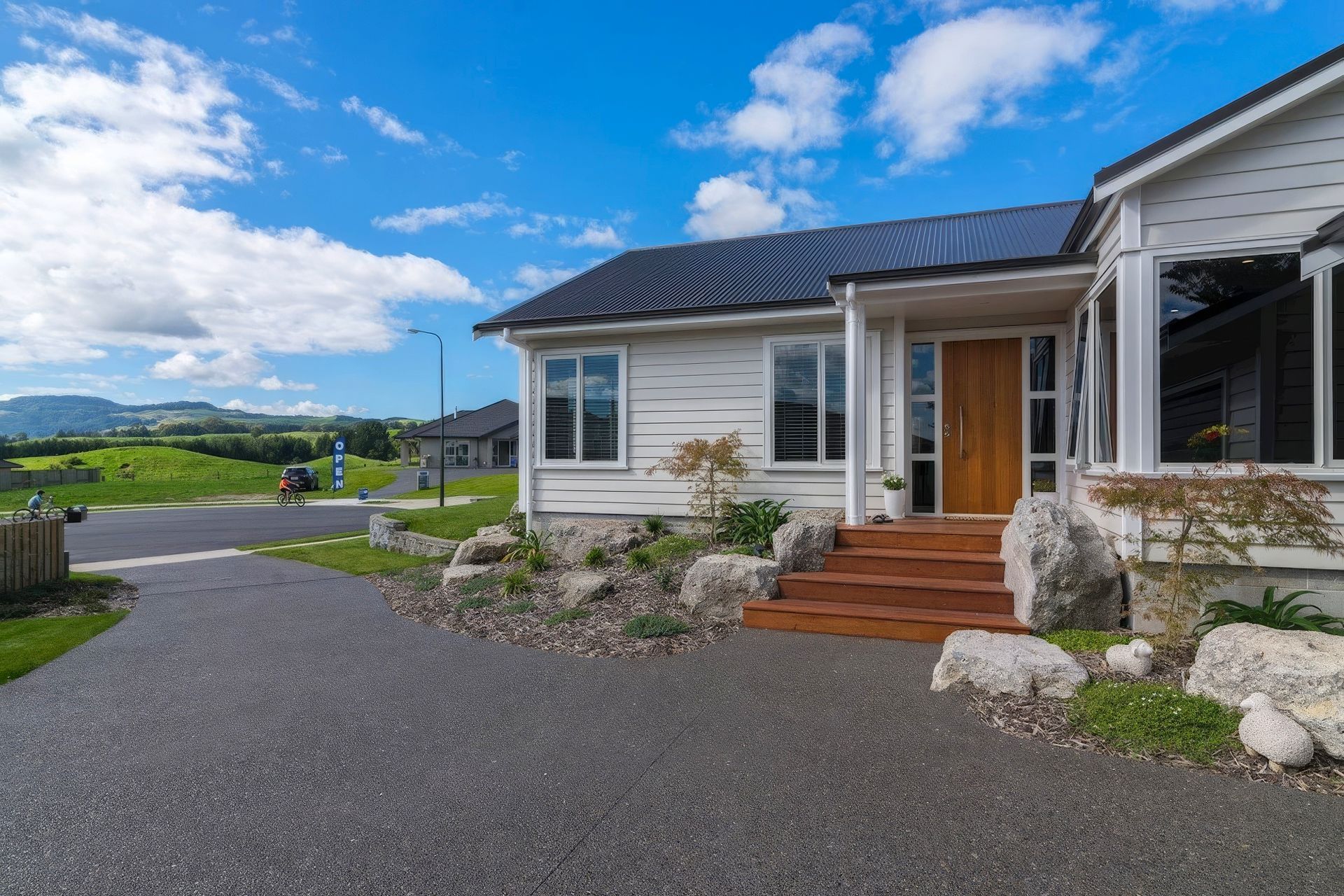 Hero Banner for Parallel Build