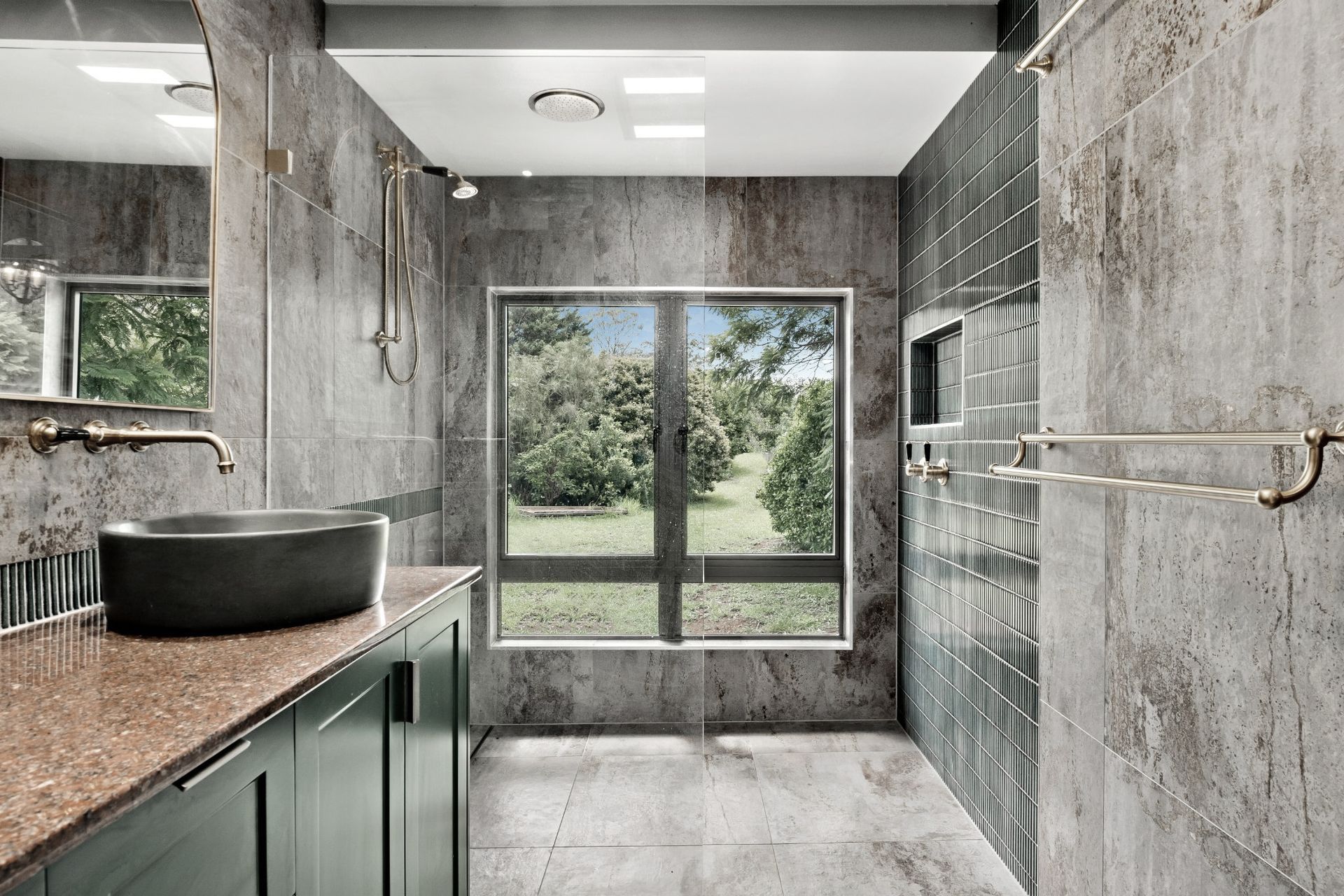 Supporting Image 1 for Lavish Constructions