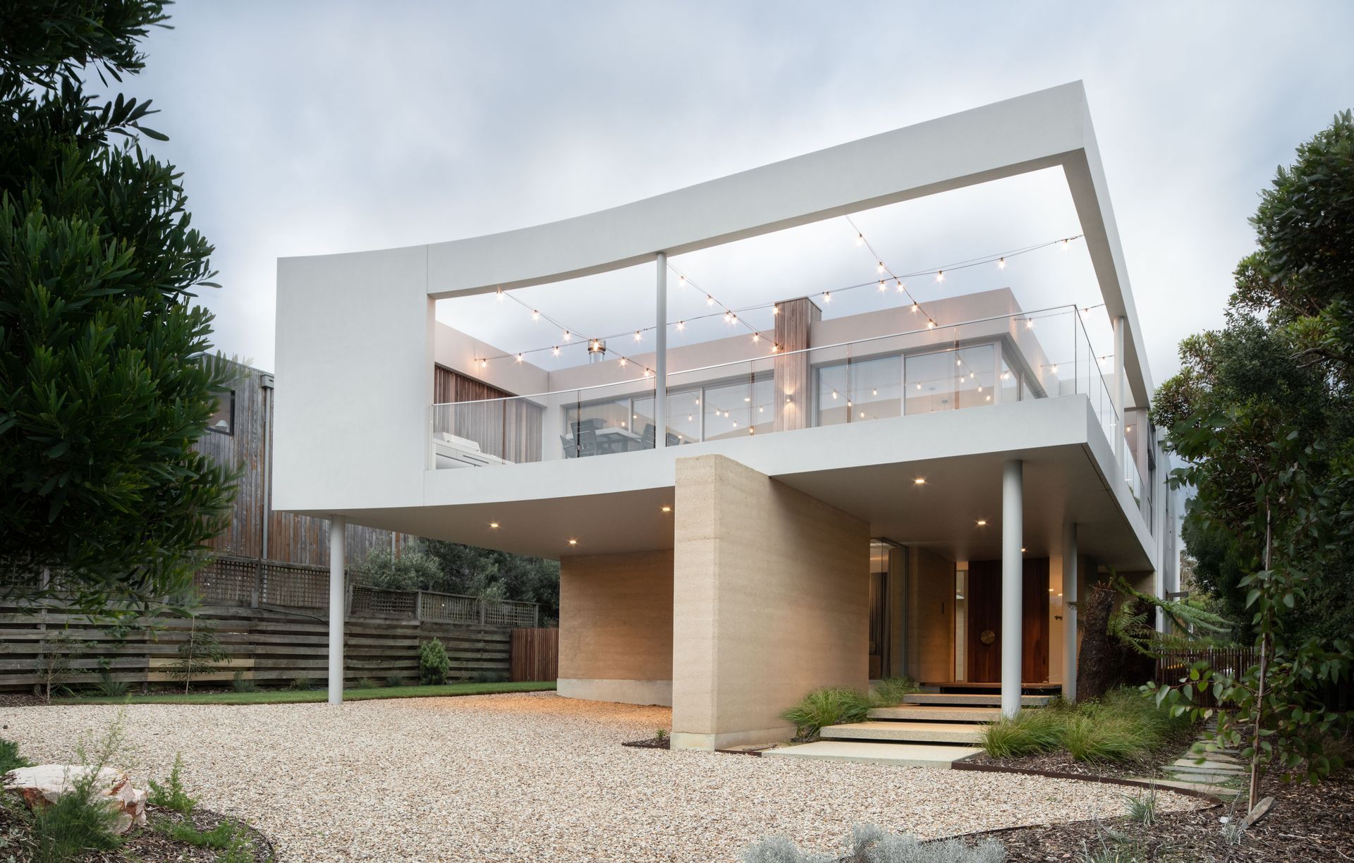 Hedger Constructions