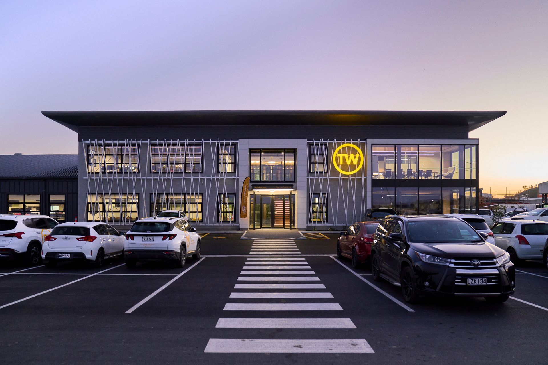 HB Construction banner