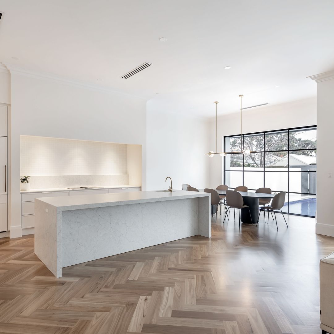 Stefan Vignogna / Bespoke Joinery Design