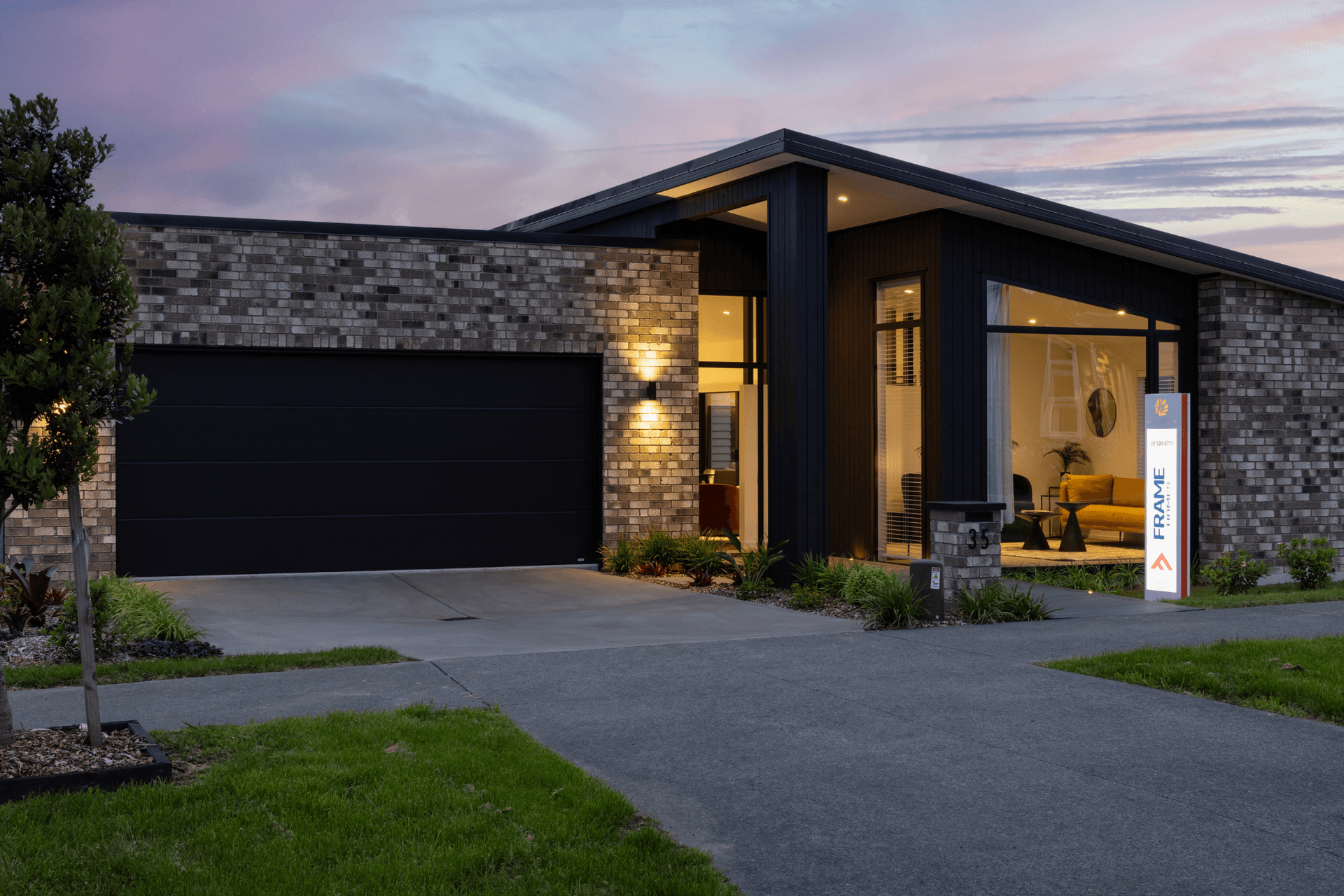 Hero Banner for Frame Homes