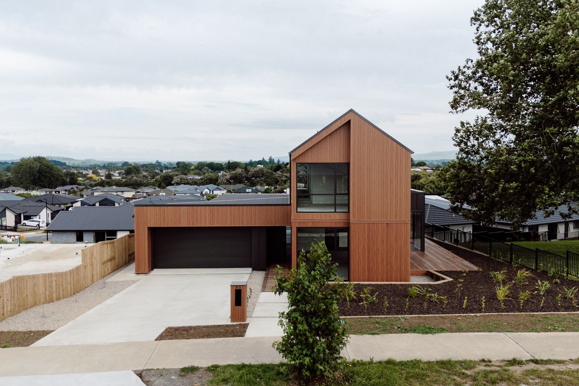 Supporting Image 1 for Higgs Building Co