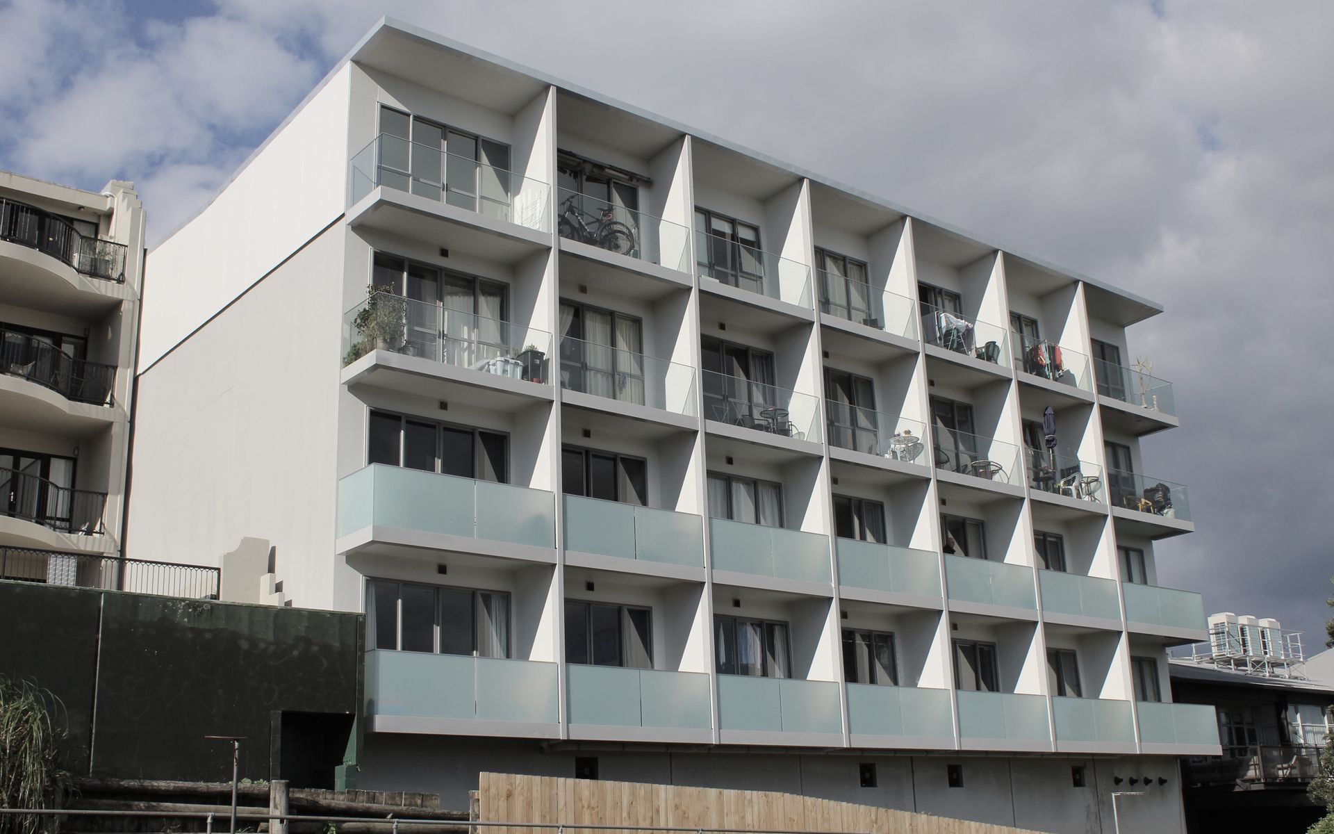 Supporting Image 3 for Forme Reclad