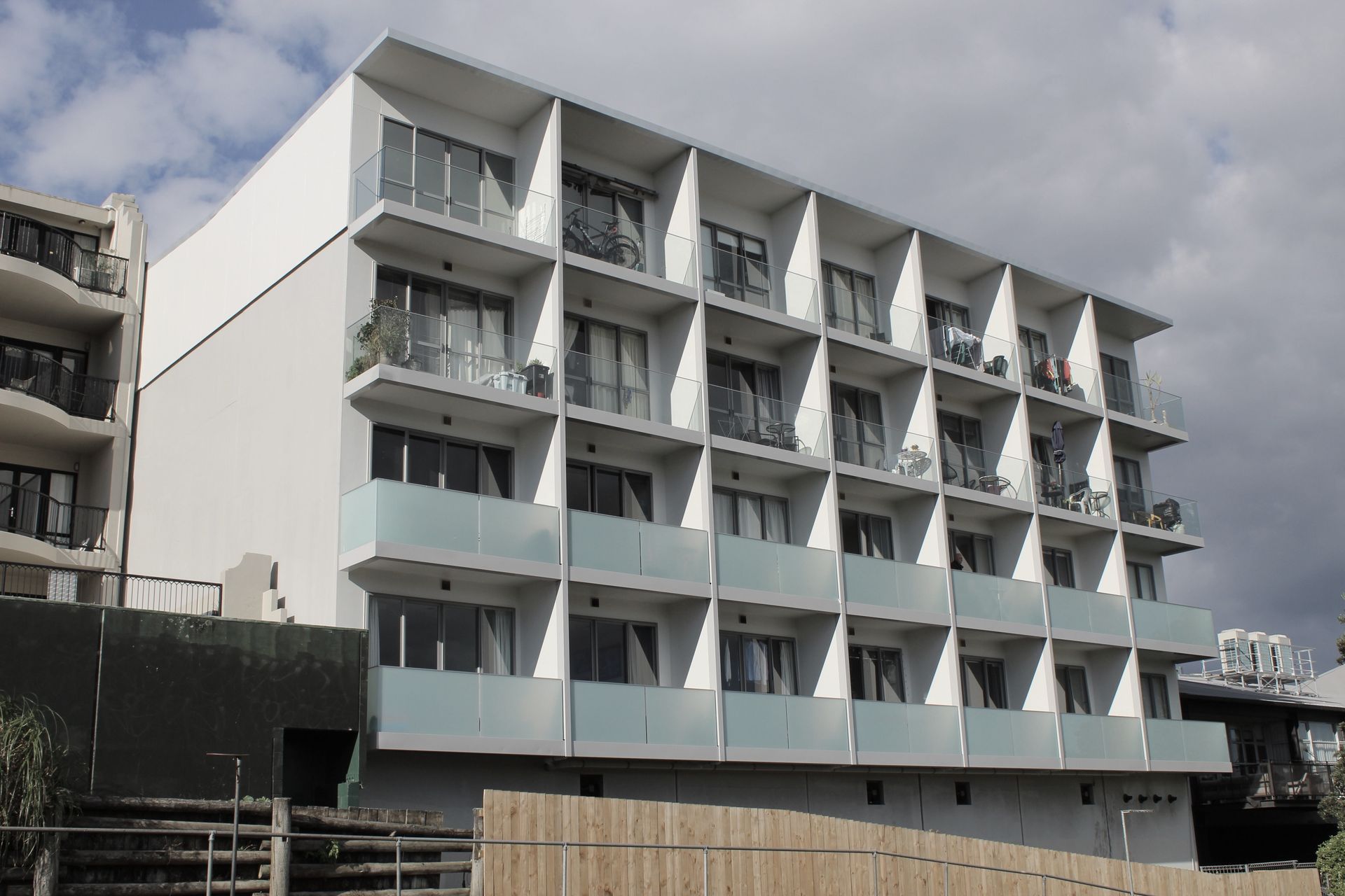 Supporting Image 3 for Forme Reclad