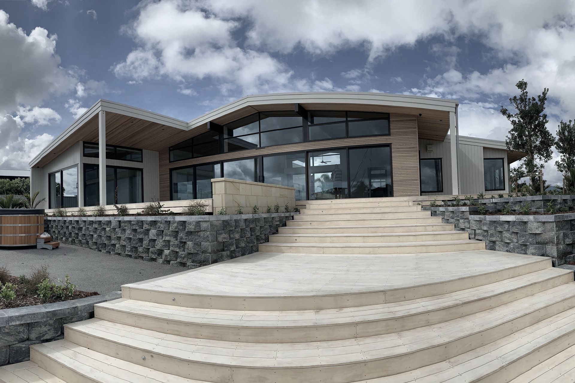 Supporting Image 1 for HAMR Home