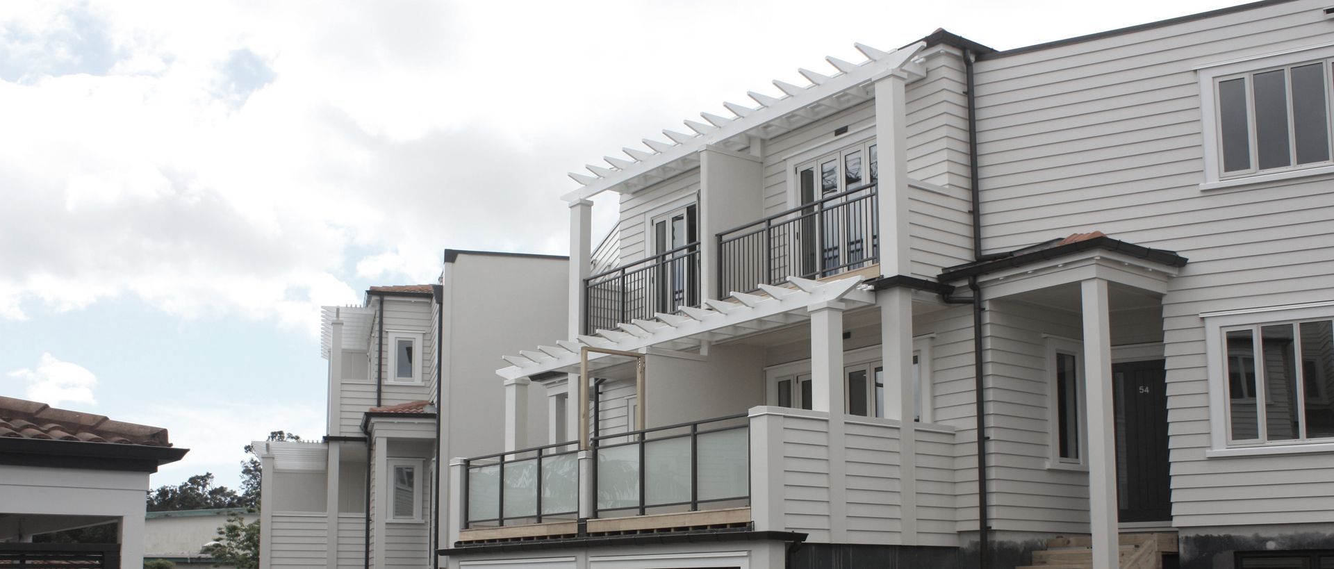 Supporting Image 4 for Forme Reclad