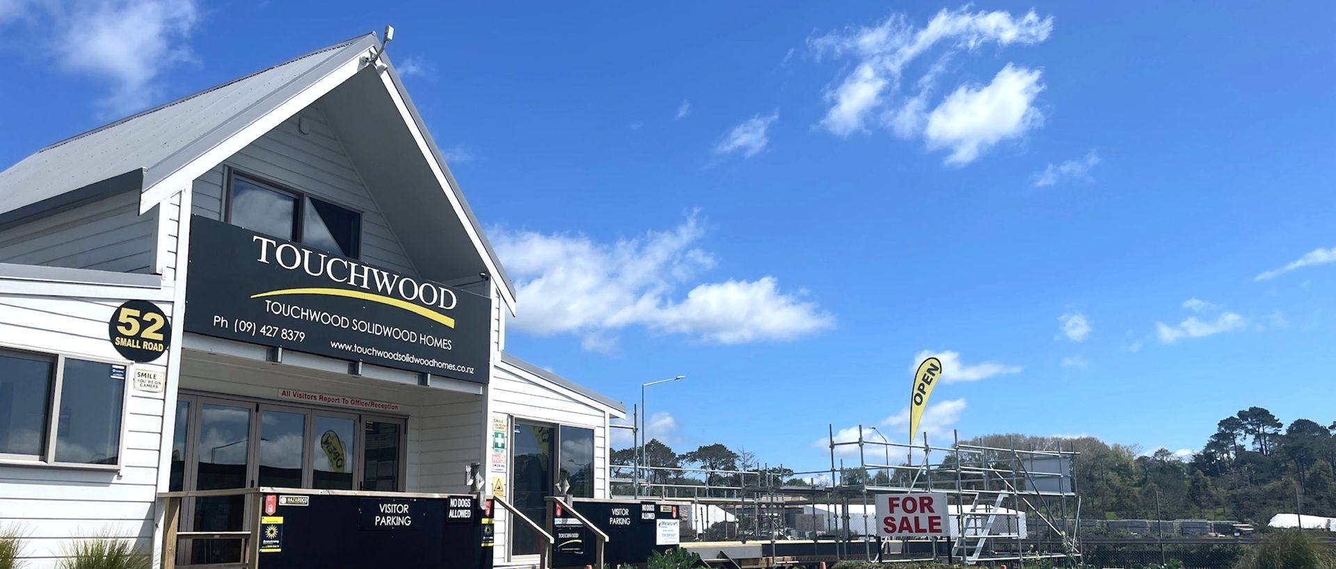 Hero Banner for Touchwood Solidwood Homes