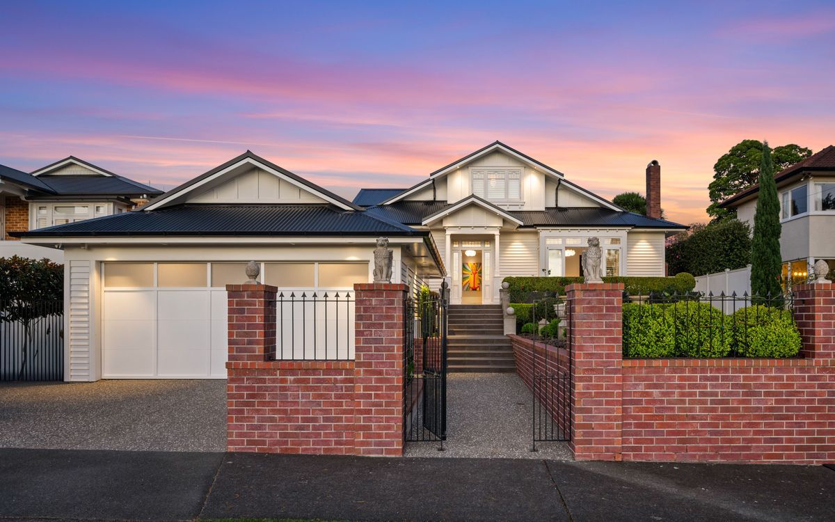 Hargraves Homes banner