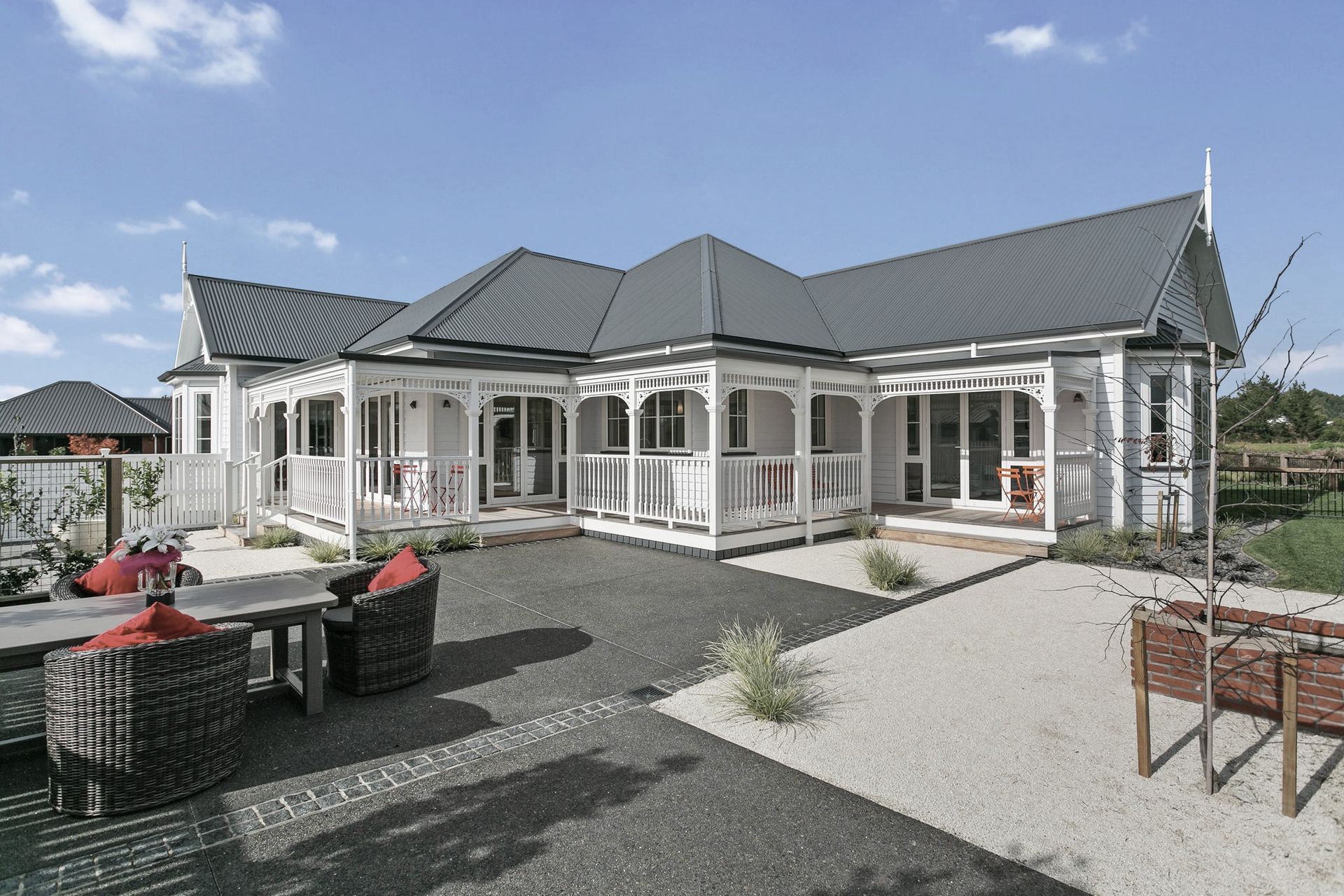 Built by Bennett banner