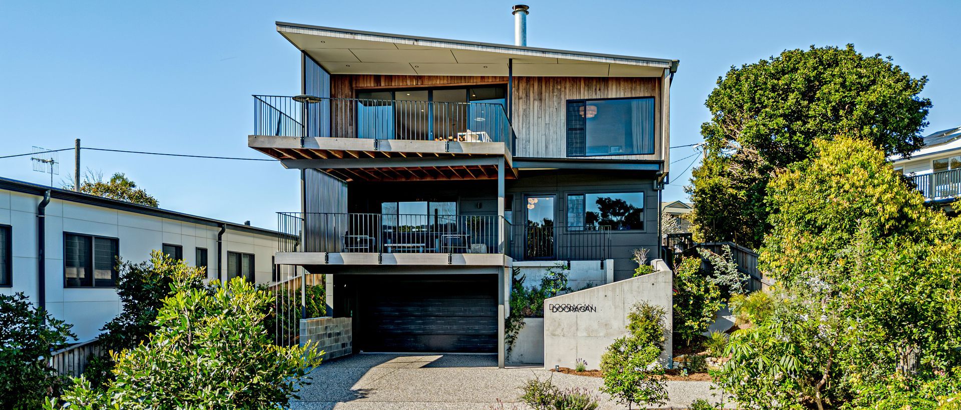 Supporting Image 2 for Simon Hayward Design