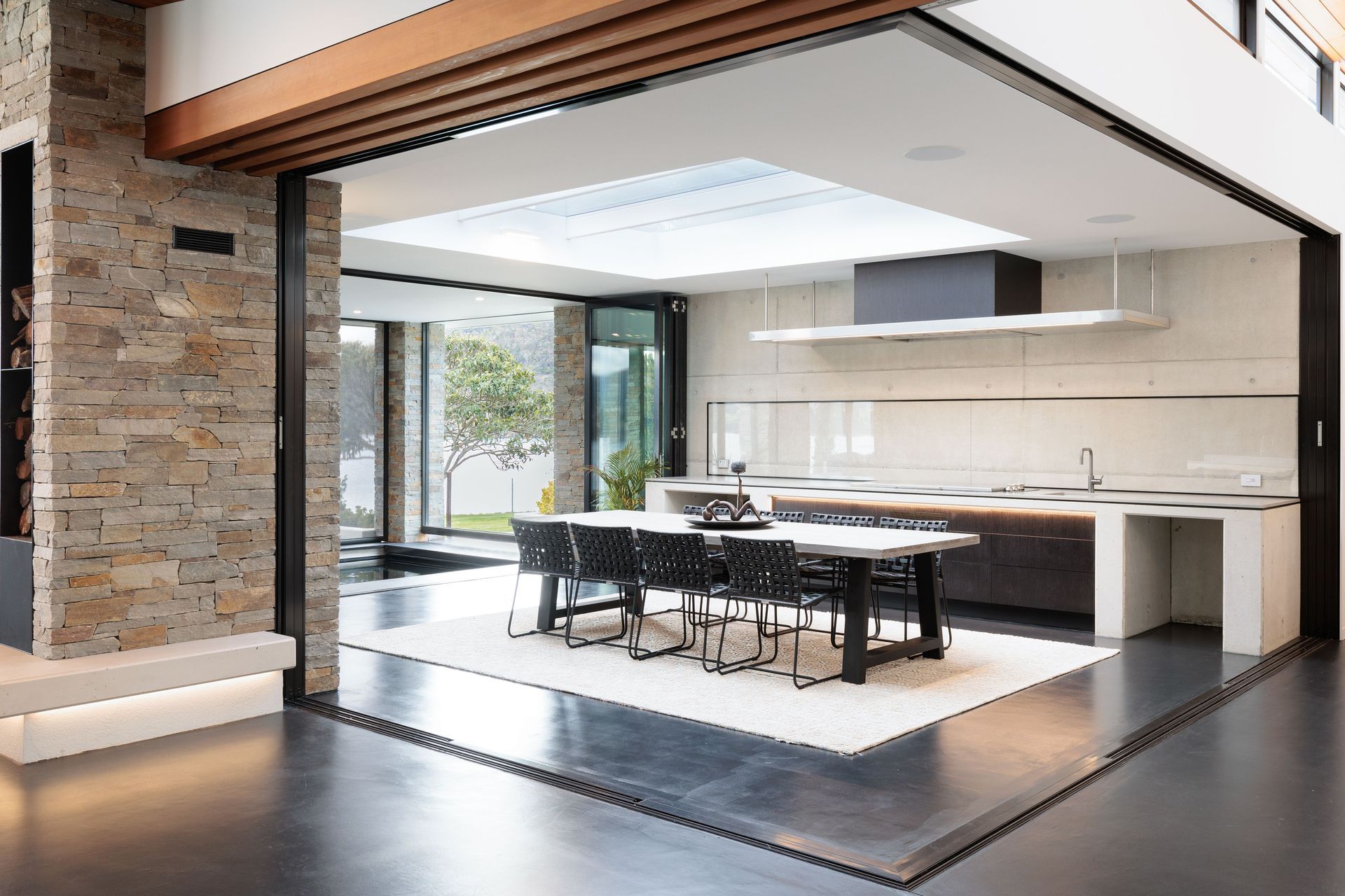 Supporting Image 1 for Architectural Window Systems
