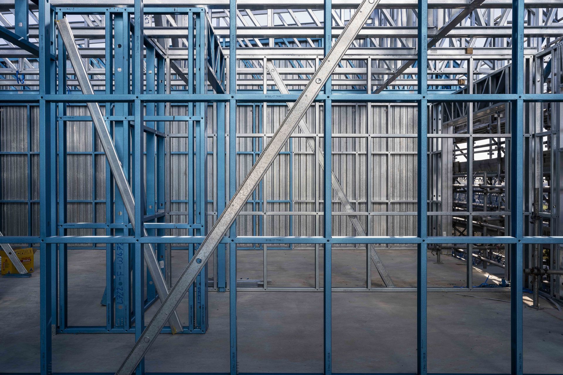 Hero Banner for Axxis® Steel for Framing