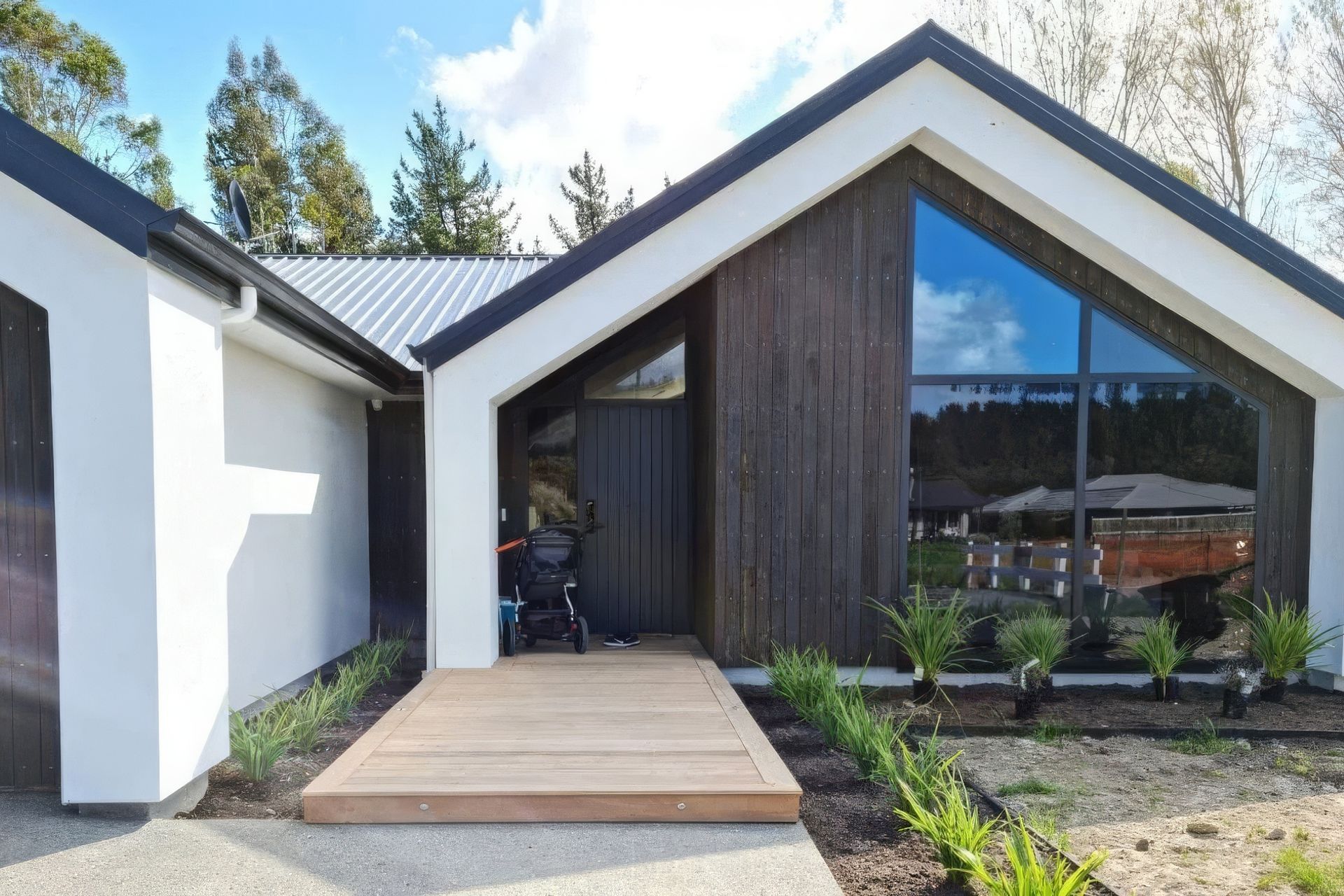 Supporting Image 4 for Hardwood by LMA Timber