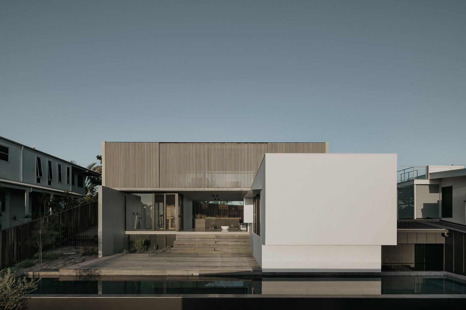 LAWRIE Constructions