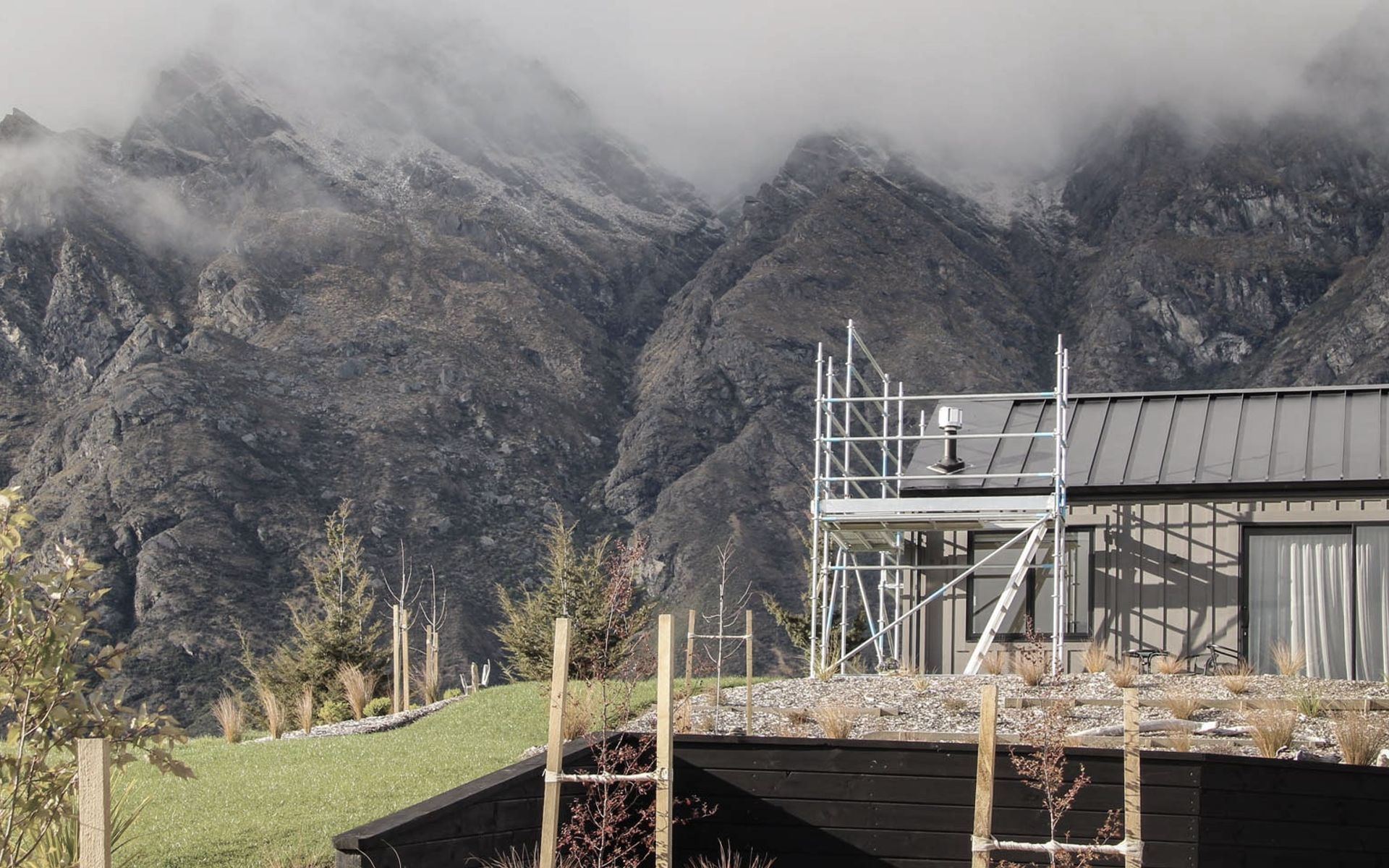 Hero Banner for Queenstown Scaffolding