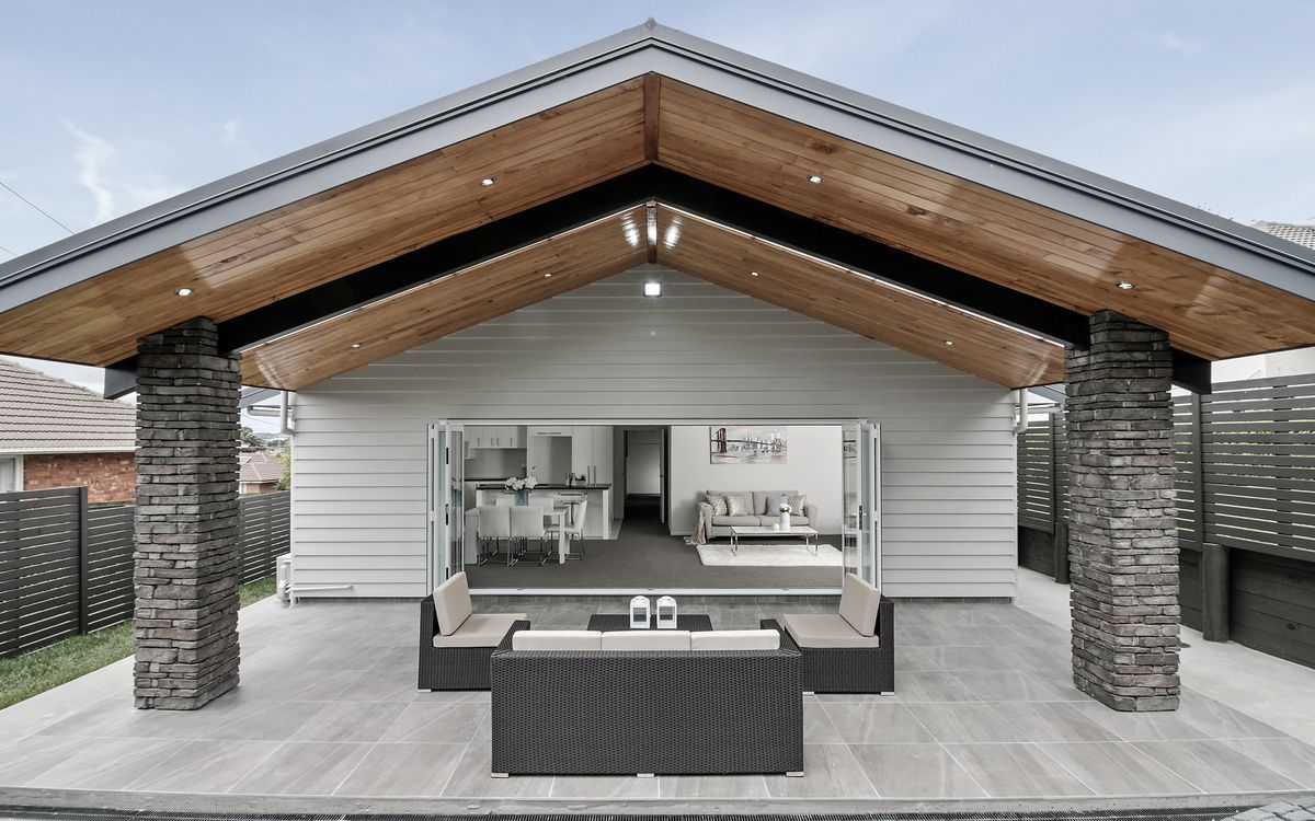 Halcyon Homes banner